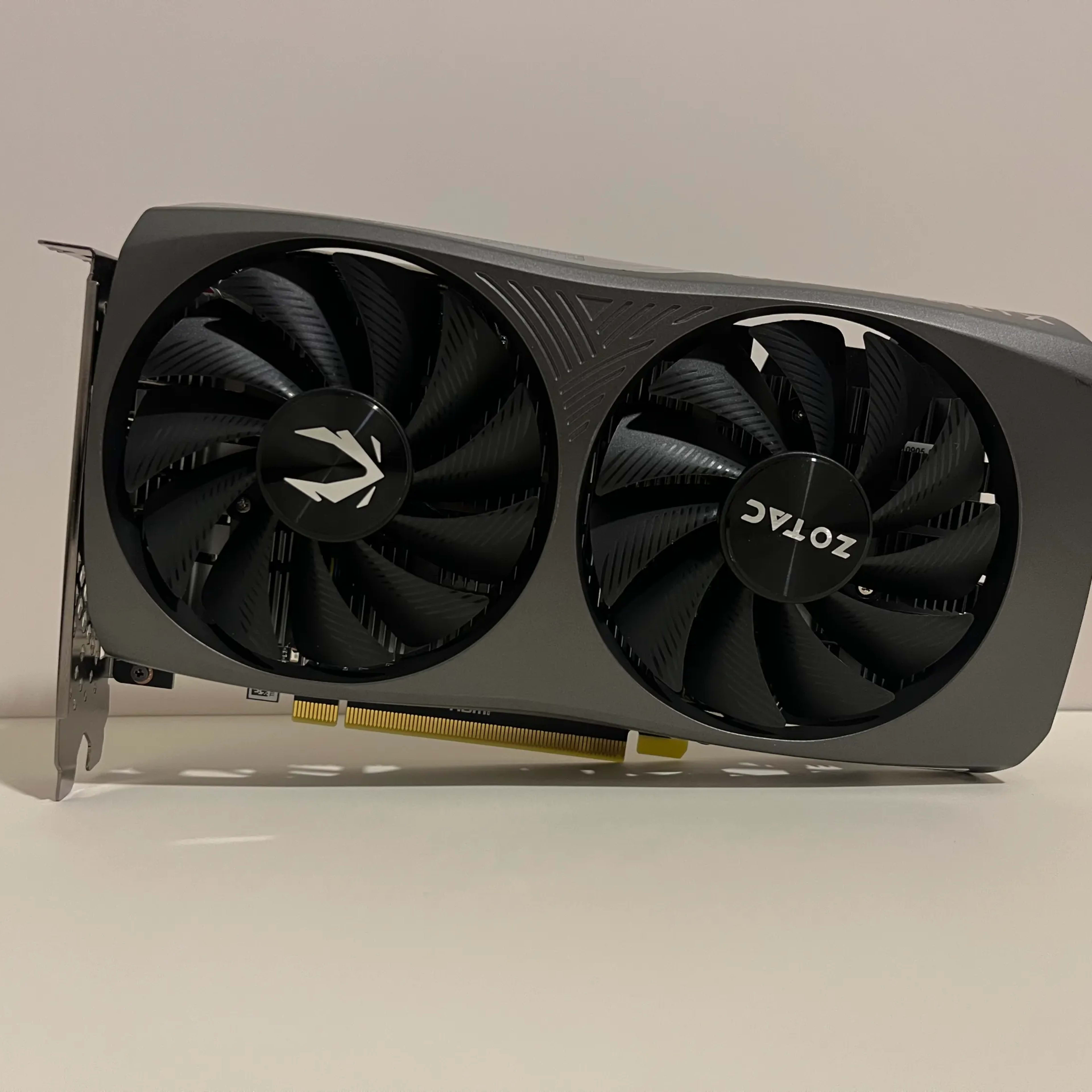 RTX 4060 Zotac Twin Edge GPU | Jawa RTX 4060 Zotac Twin Edge GPU | Jawa