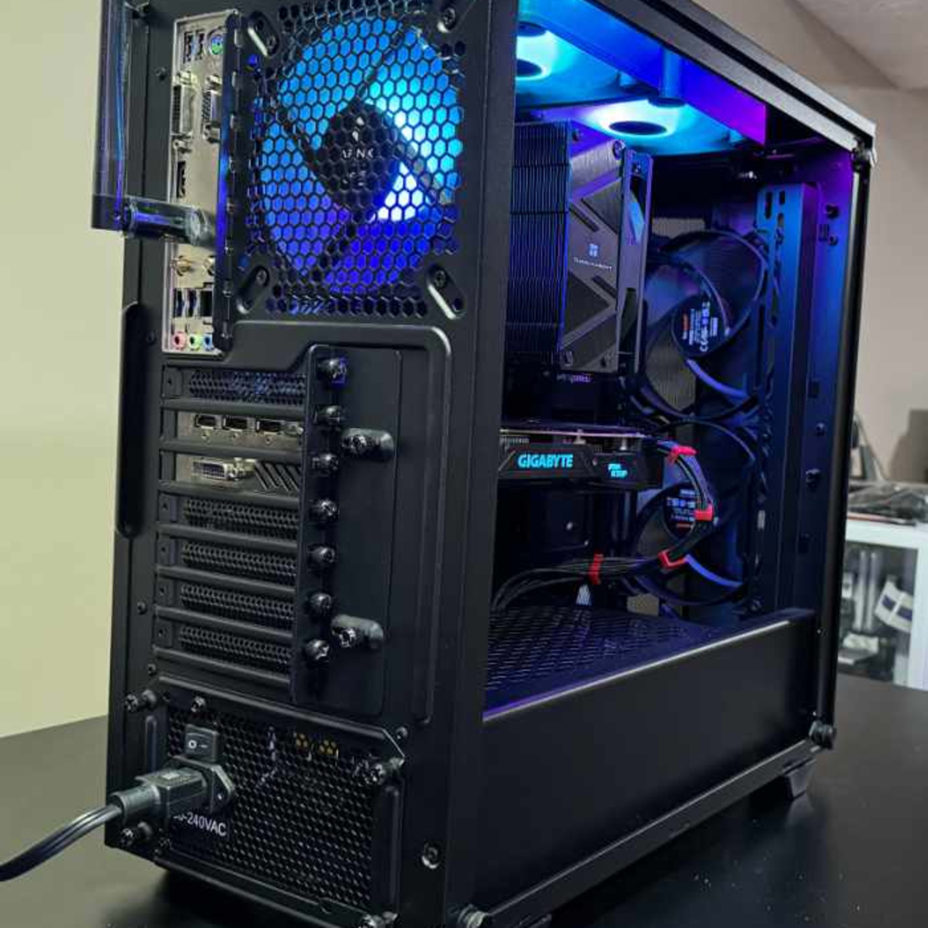 Gaming PC | Ryzen 5 3600 | Geforce GTX 1070 | Jawa Gaming PC | Ryzen 5 3600 | Geforce GTX 1070 | Jawa