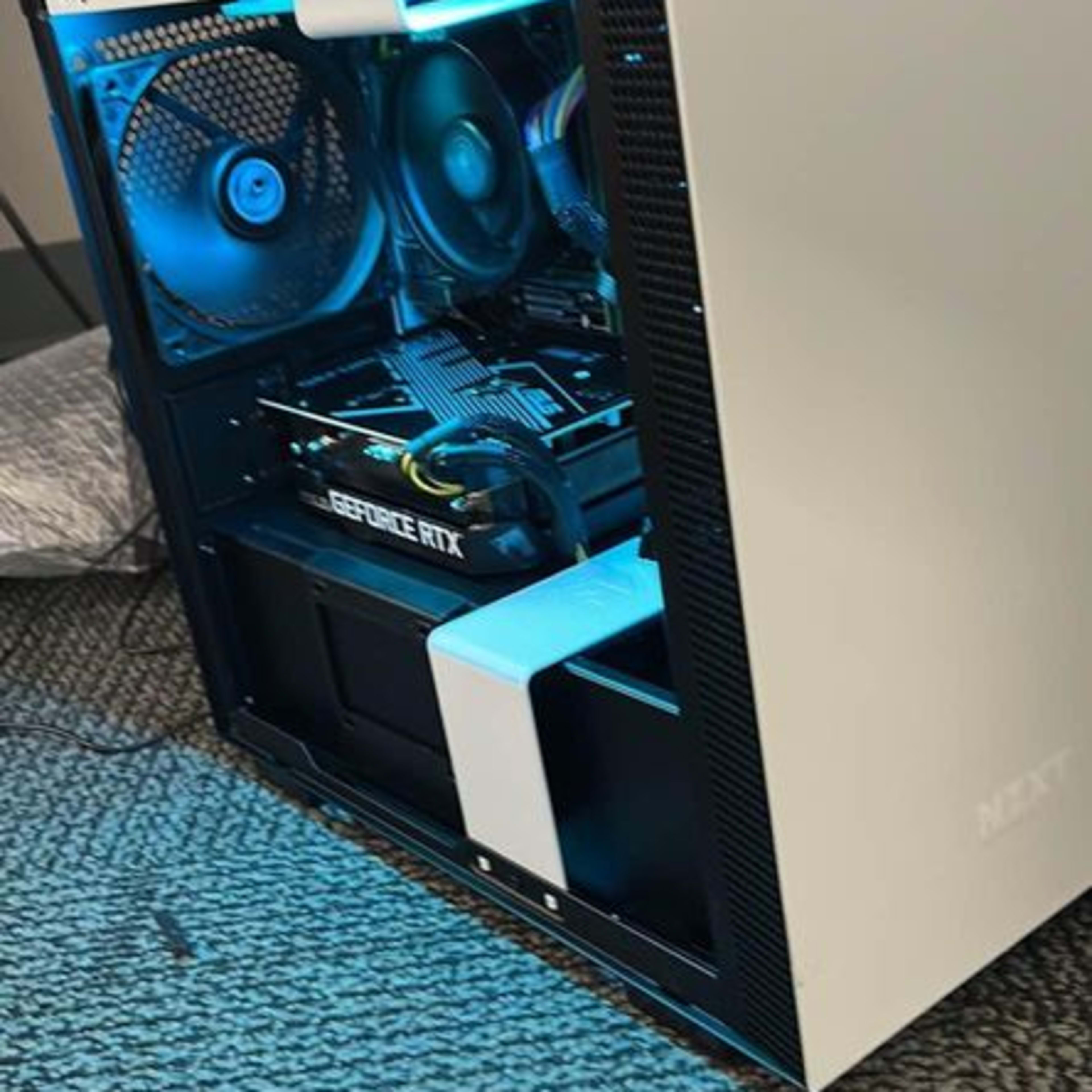 NZXT Mini White Build Ryzen 5 3600 RTX 3060