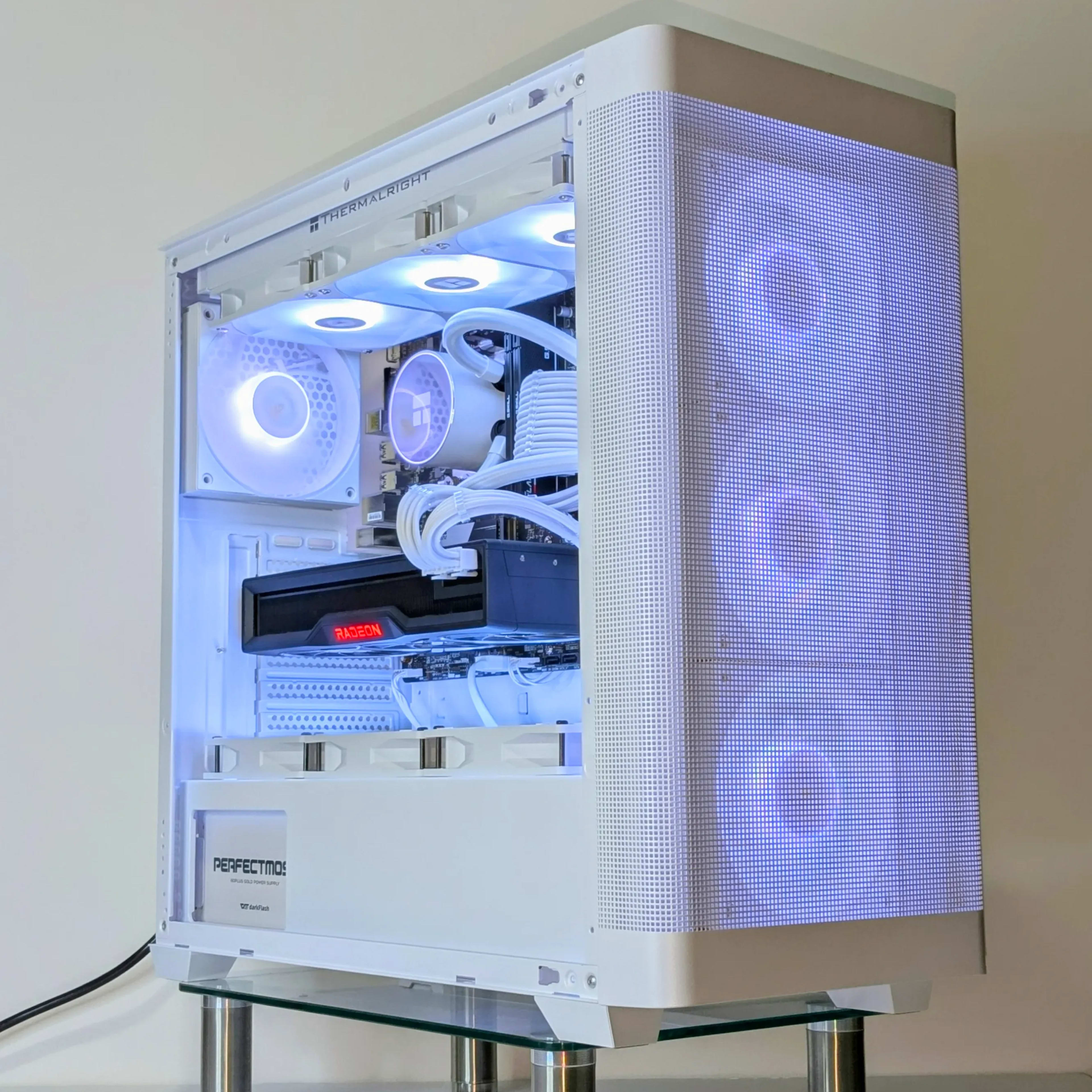 AHTLK” 🧊👑⚪️(AM5)Ryzen 7 7700⚪️RX 6950XT⚪️32GB DDR5 AHTLK” 🧊👑⚪️(AM5)Ryzen 7 7700⚪️RX 6950XT⚪️32GB DDR5
