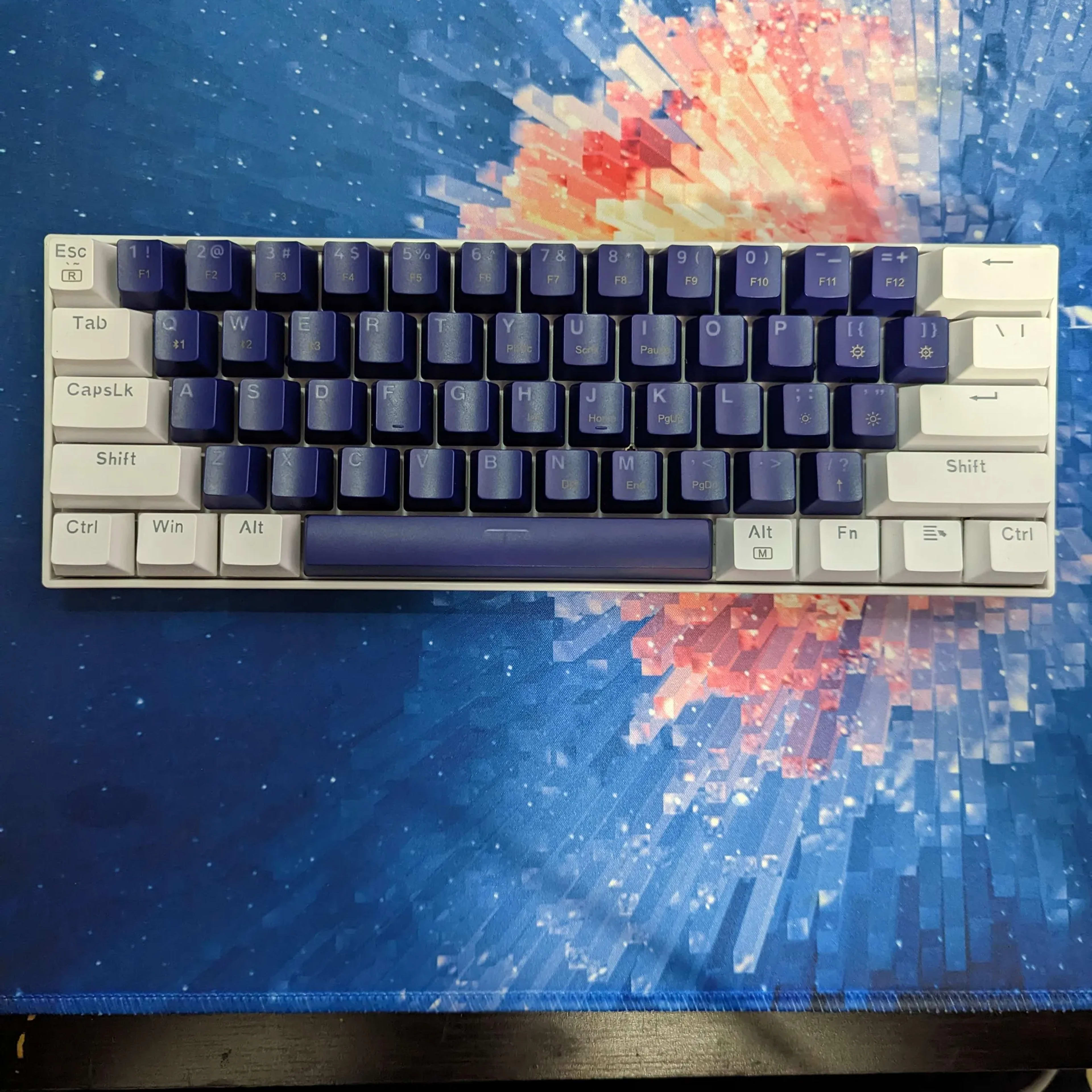 Redragon K630 - Purple/White Keycaps