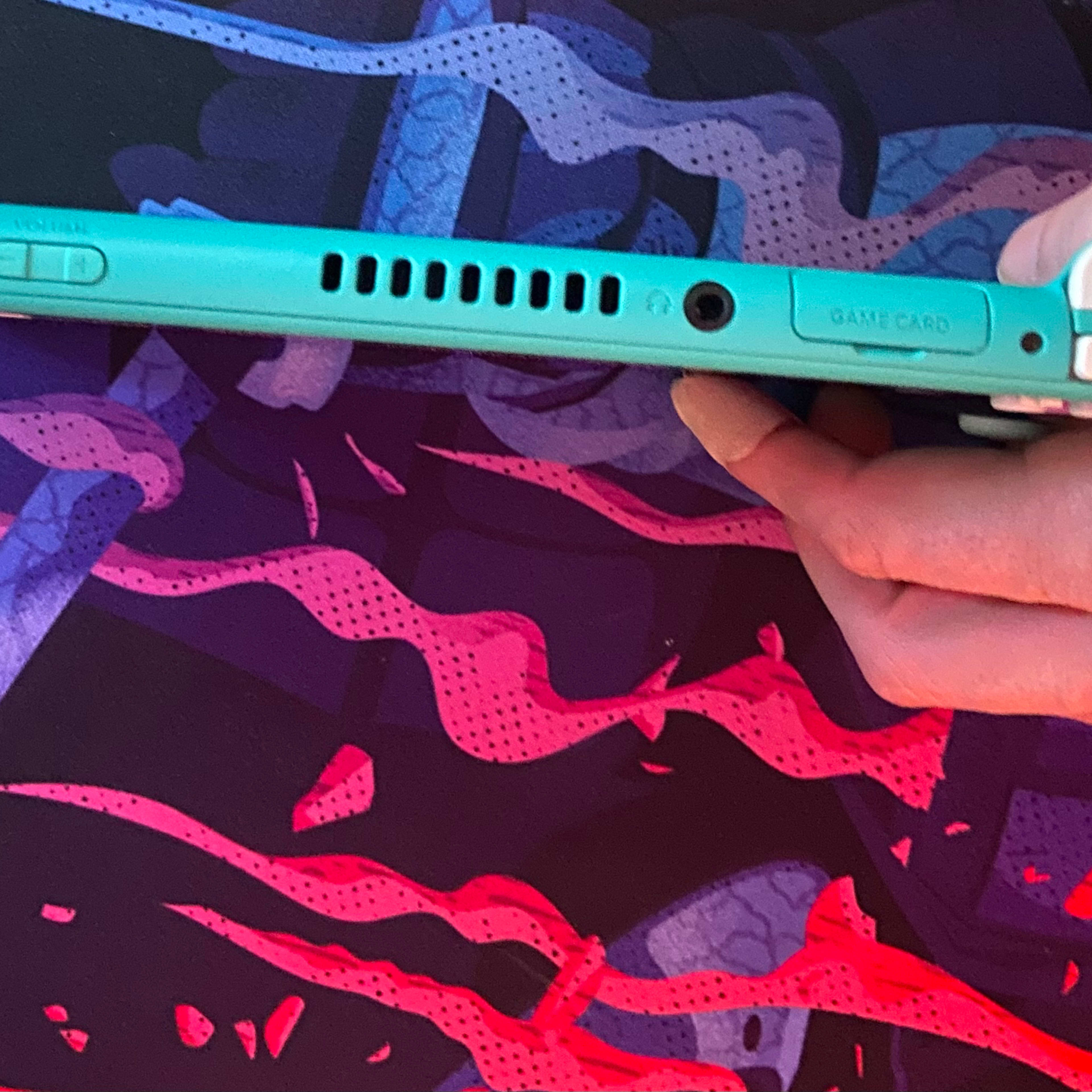 Sale! NINTENTDO SWITCH LITE - Turquoise