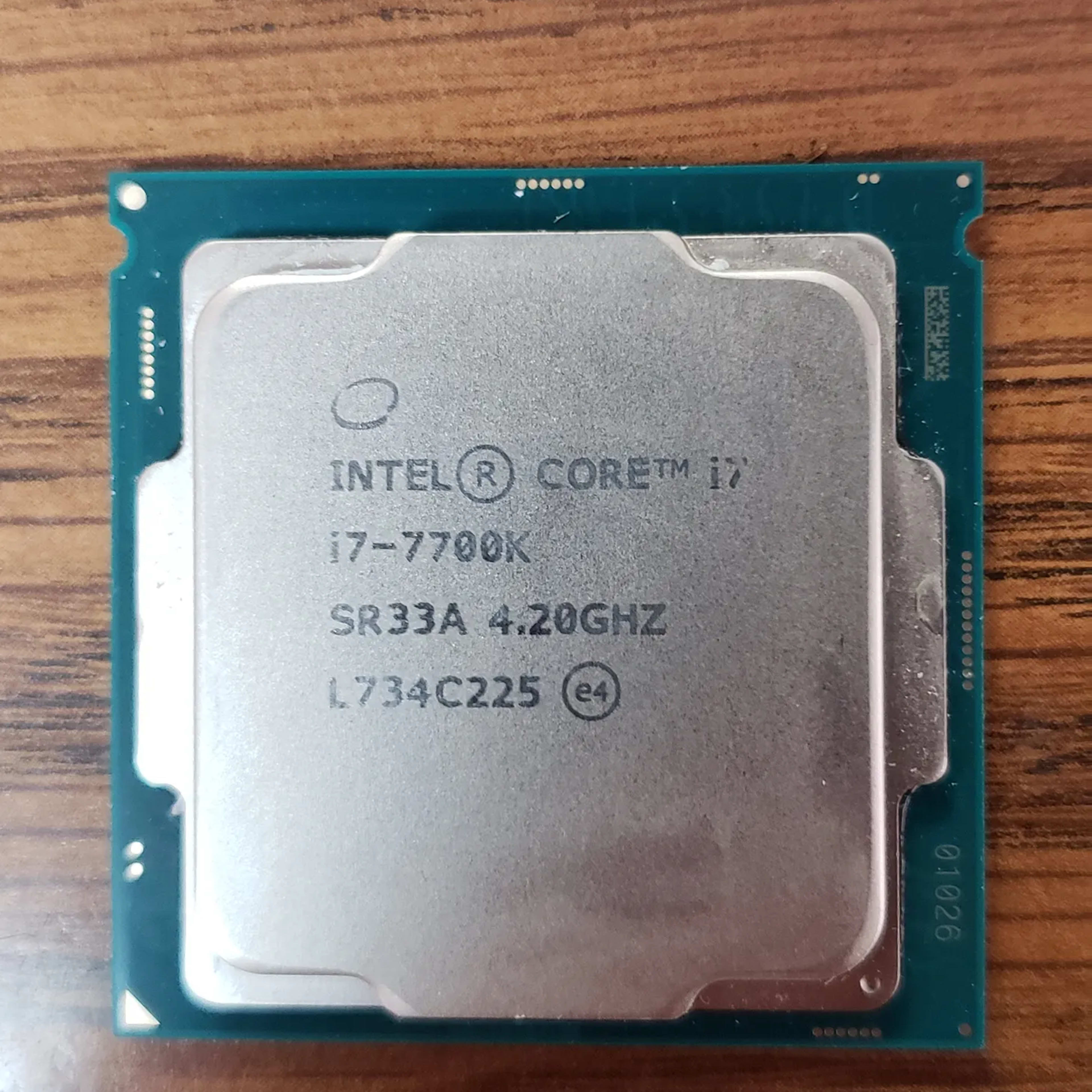 intel i7-7700K | Jawa intel i7-7700K | Jawa