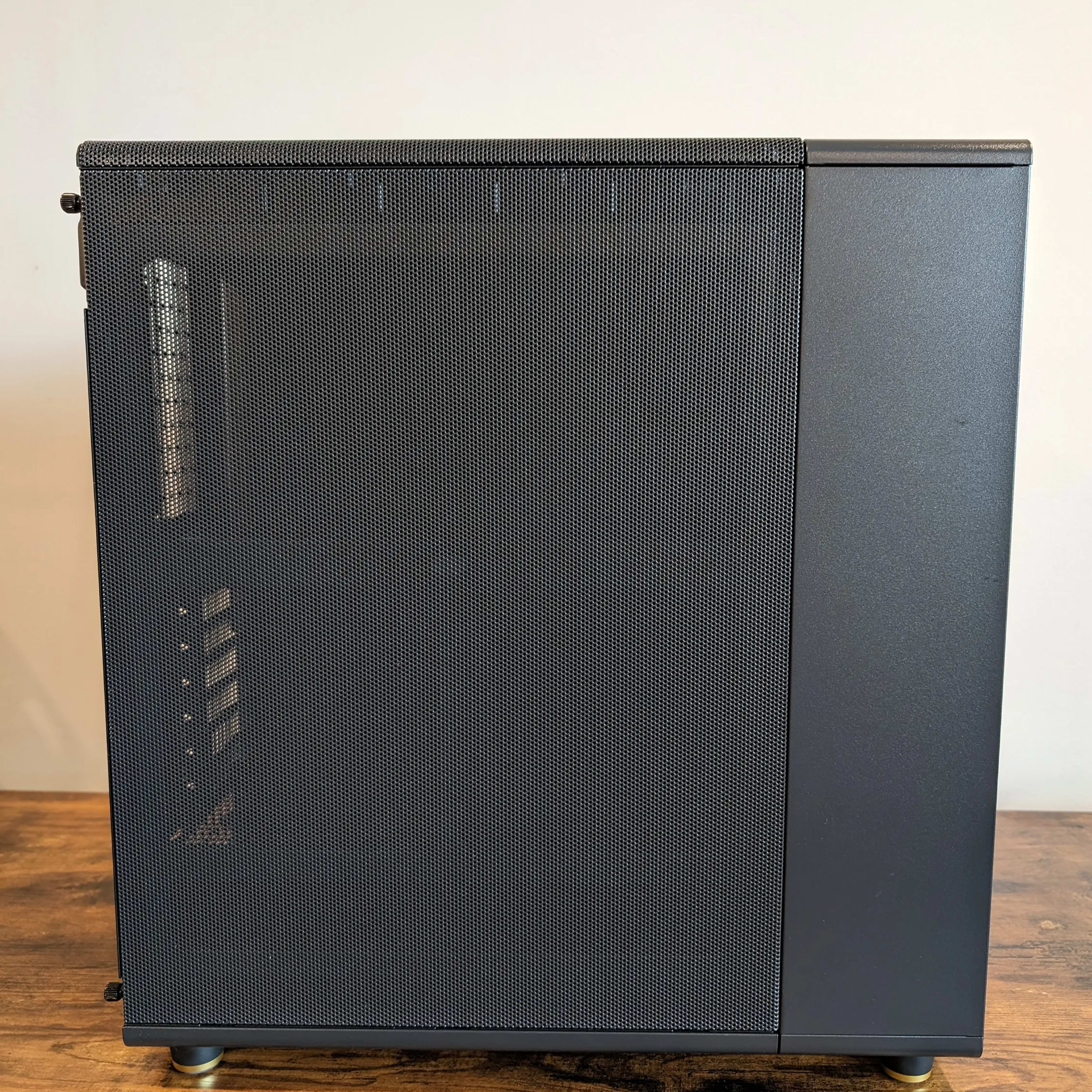 Fractal North (mesh side panel)