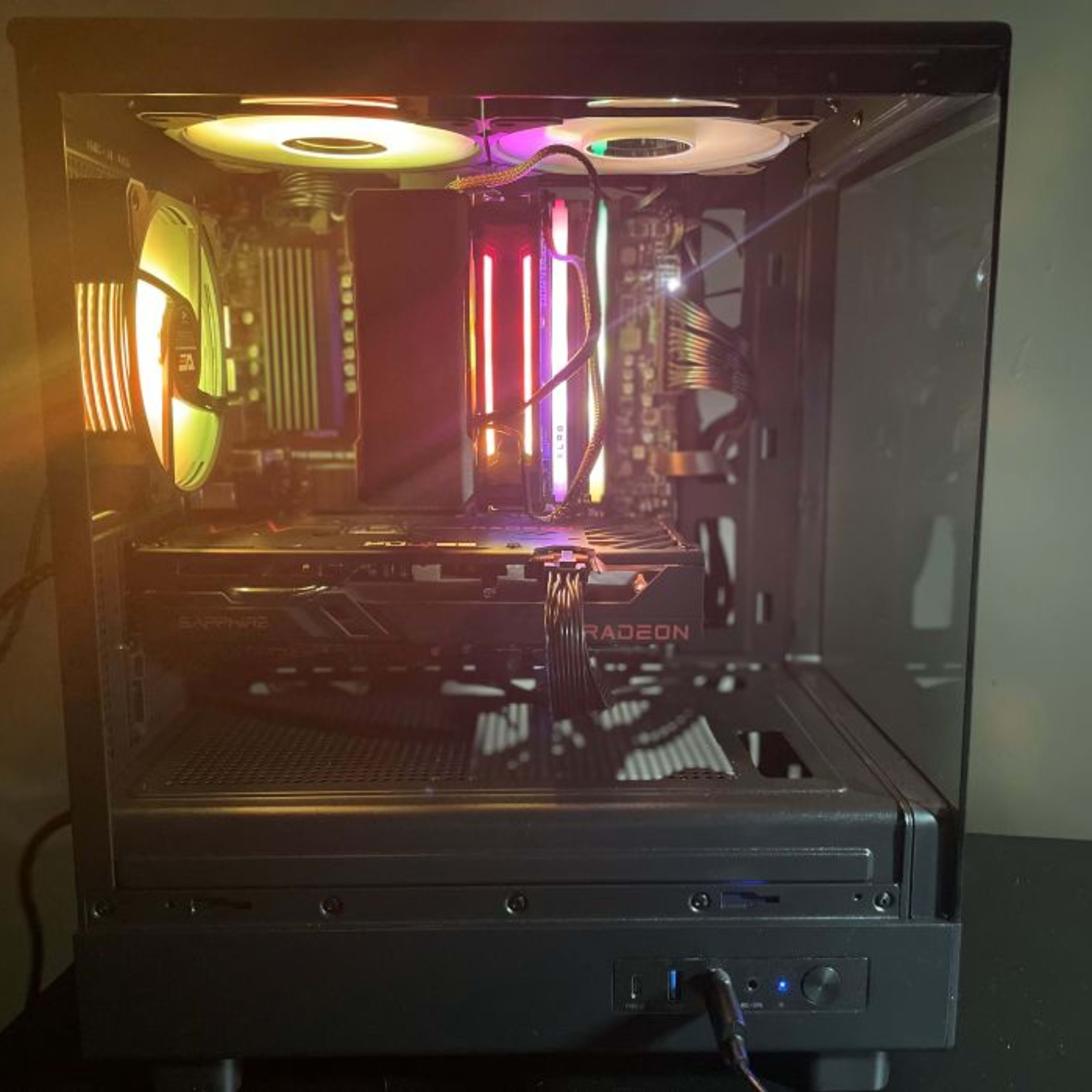 Gaming PC – Ryzen 5 5600X | RX 6600 XT | 16GB DDR4 | Jawa Gaming PC – Ryzen 5 5600X | RX 6600 XT | 16GB DDR4 | Jawa