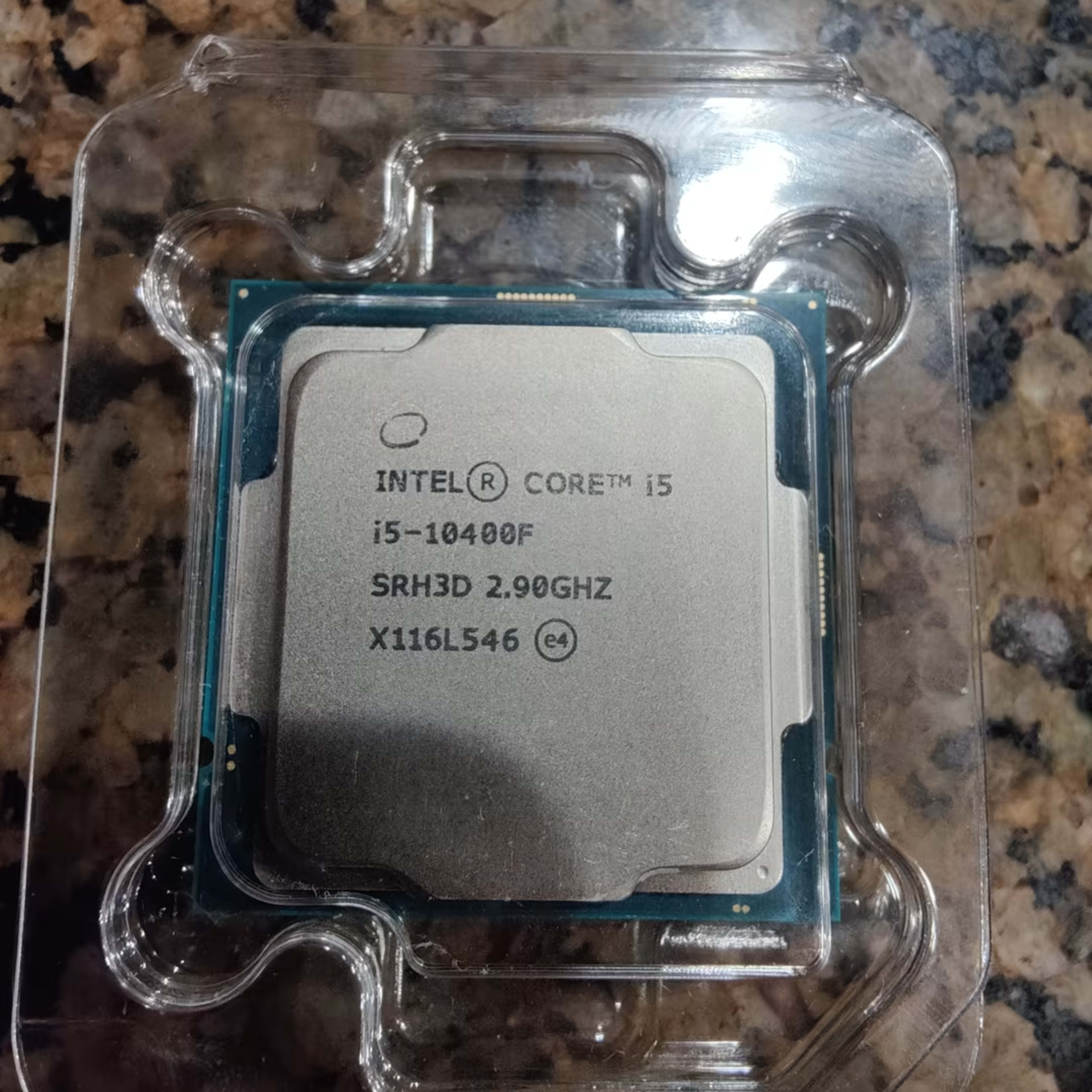  Intel Core i5-10400F (Base Clock: 2.90 GHz; Socket