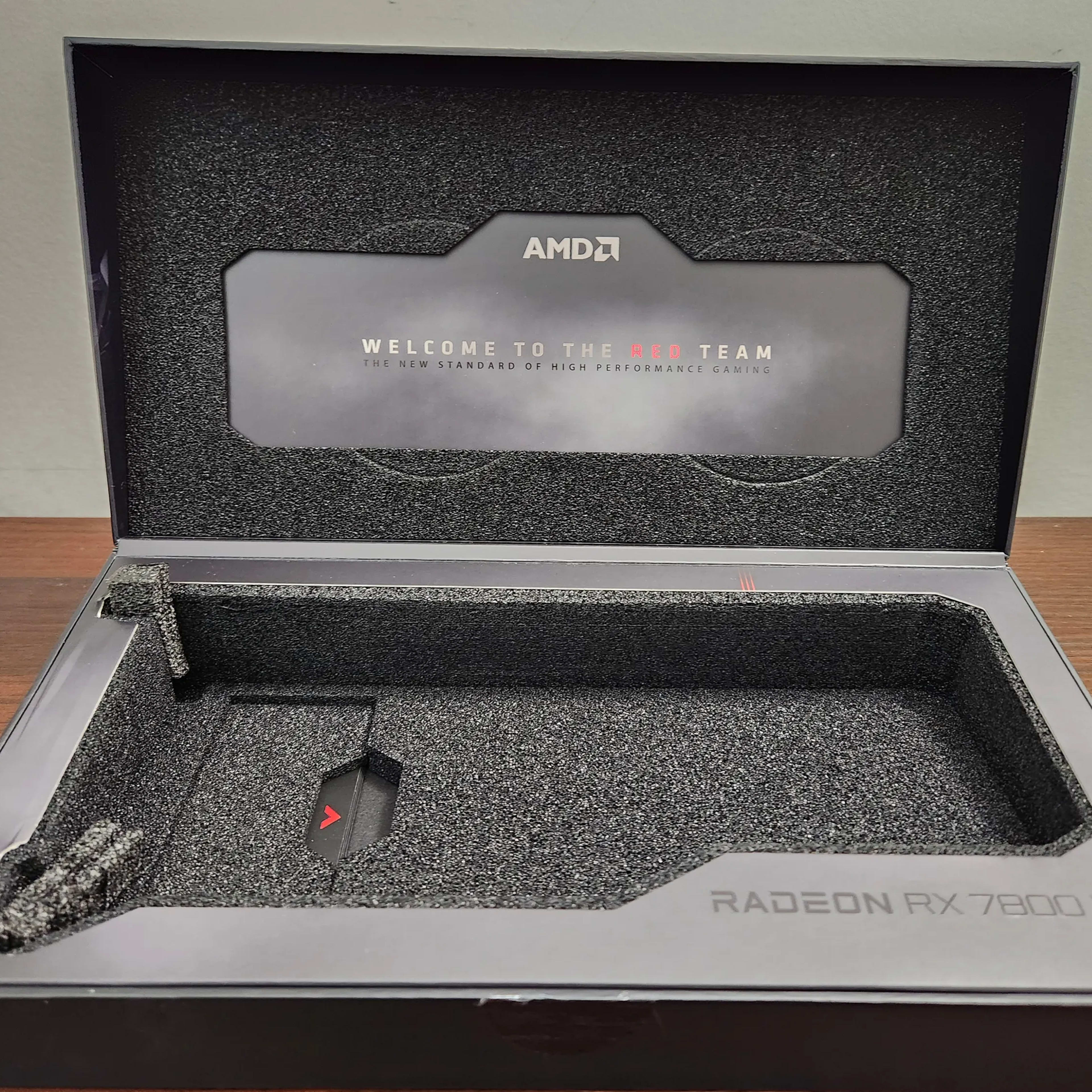 Like New/Open Box: AMD RX 7800XT - 16 GB GDDR6