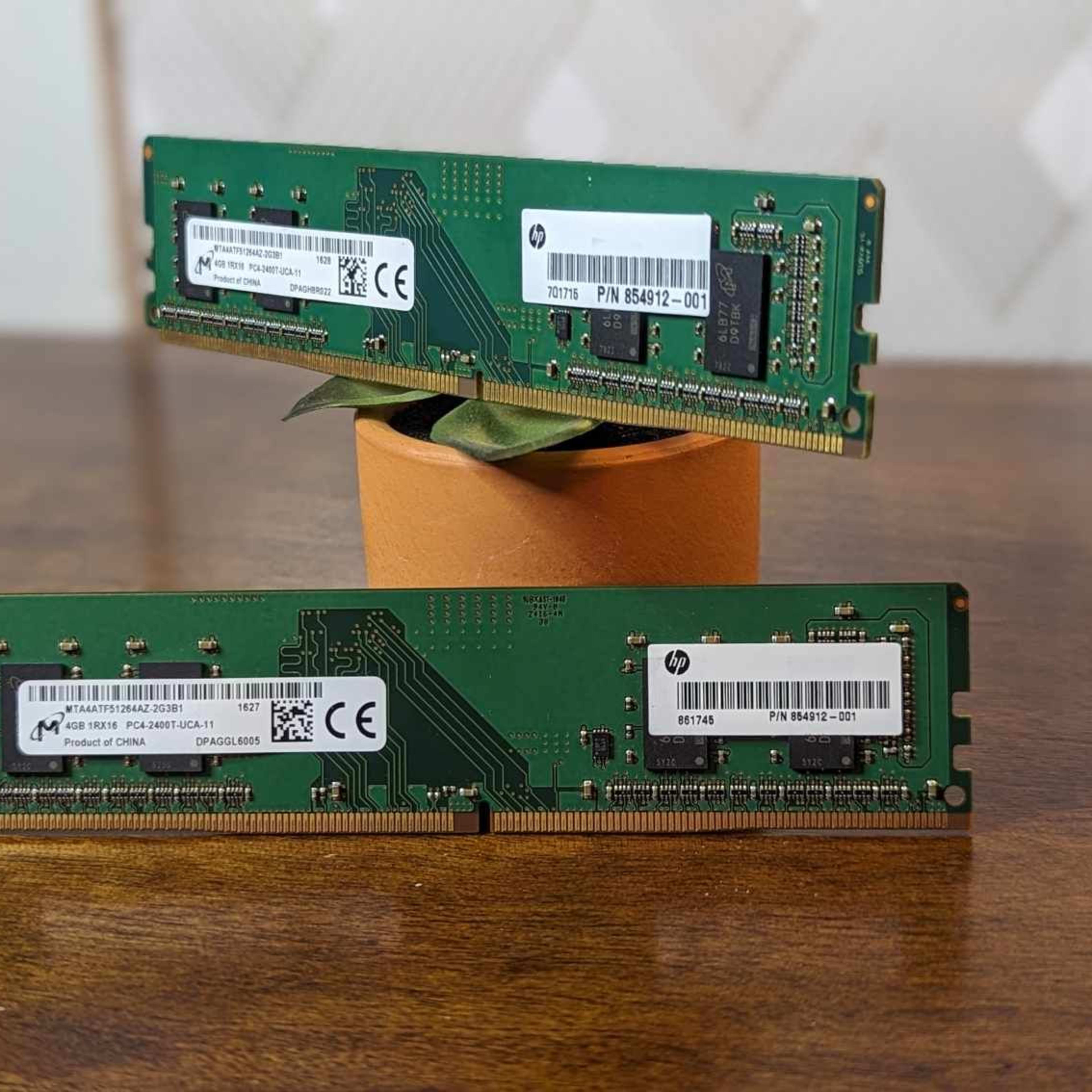 Crucial Micron RAM 2x4GB DDR4 2400MHz