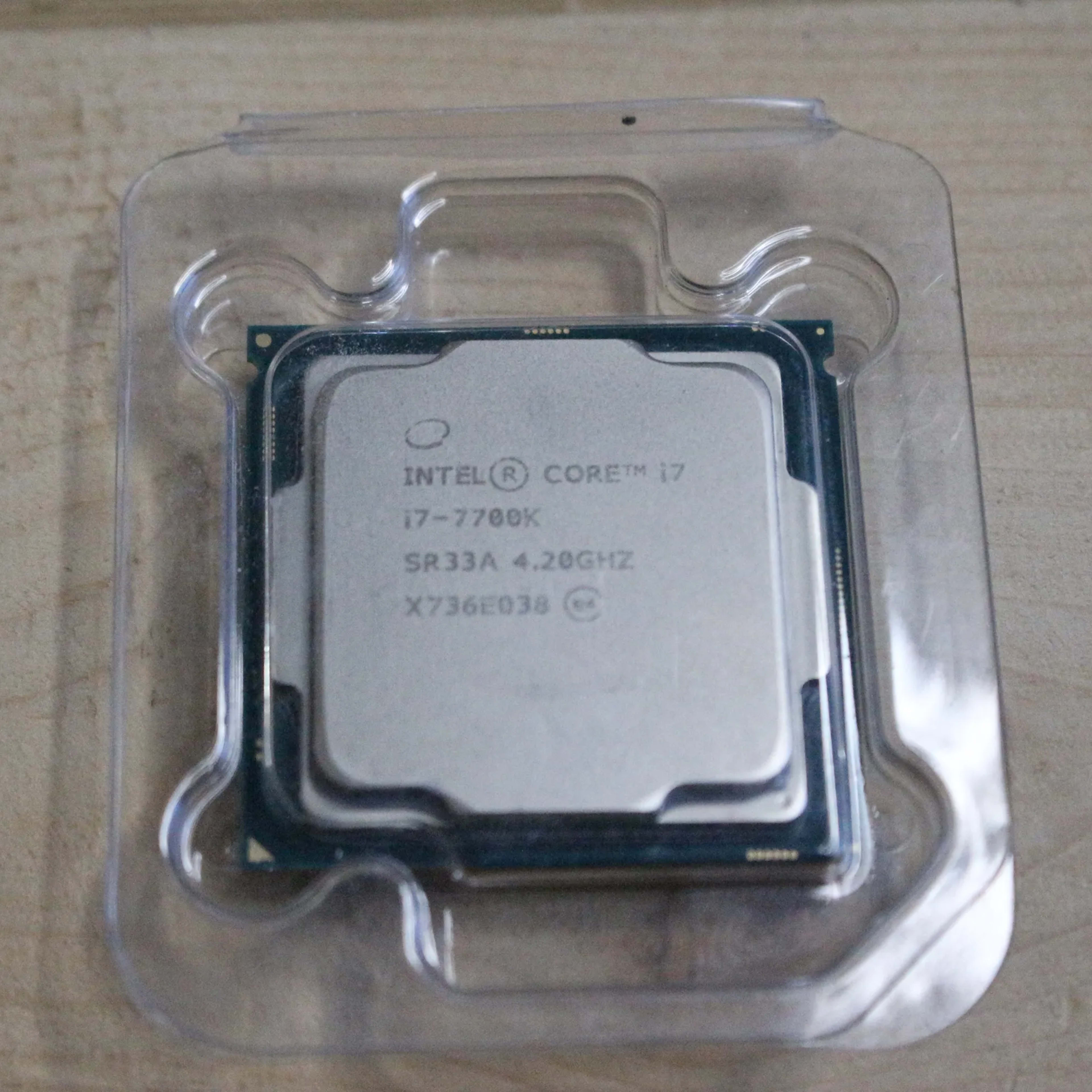 Intel Core i7-7700K | 4 Cores 8 Threads @4.20GHz