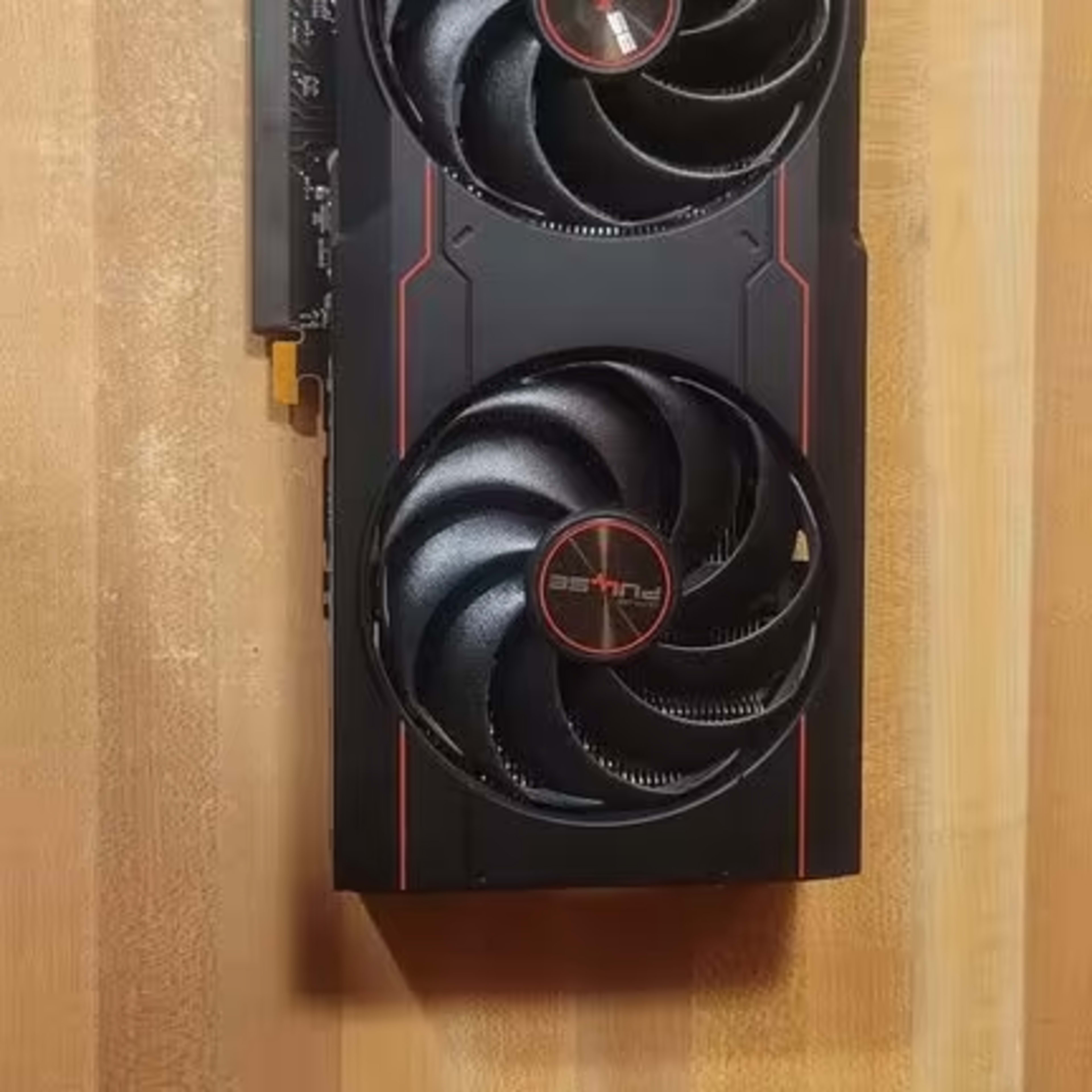 Sapphire Pulse RX 6600 XT 8GB | Jawa Sapphire Pulse RX 6600 XT 8GB | Jawa
