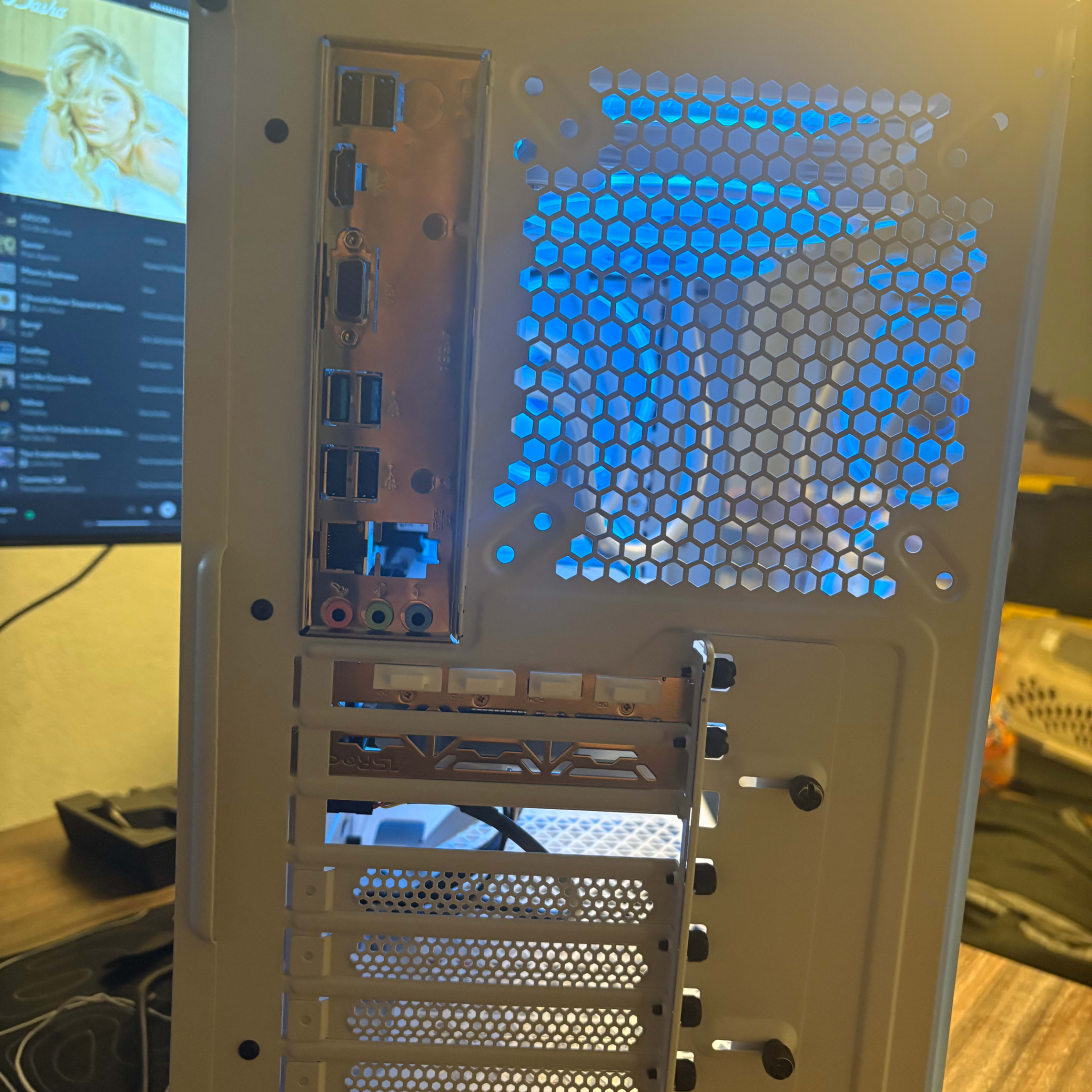 All White PC Ryzen 7 | Jawa All White PC Ryzen 7 | Jawa