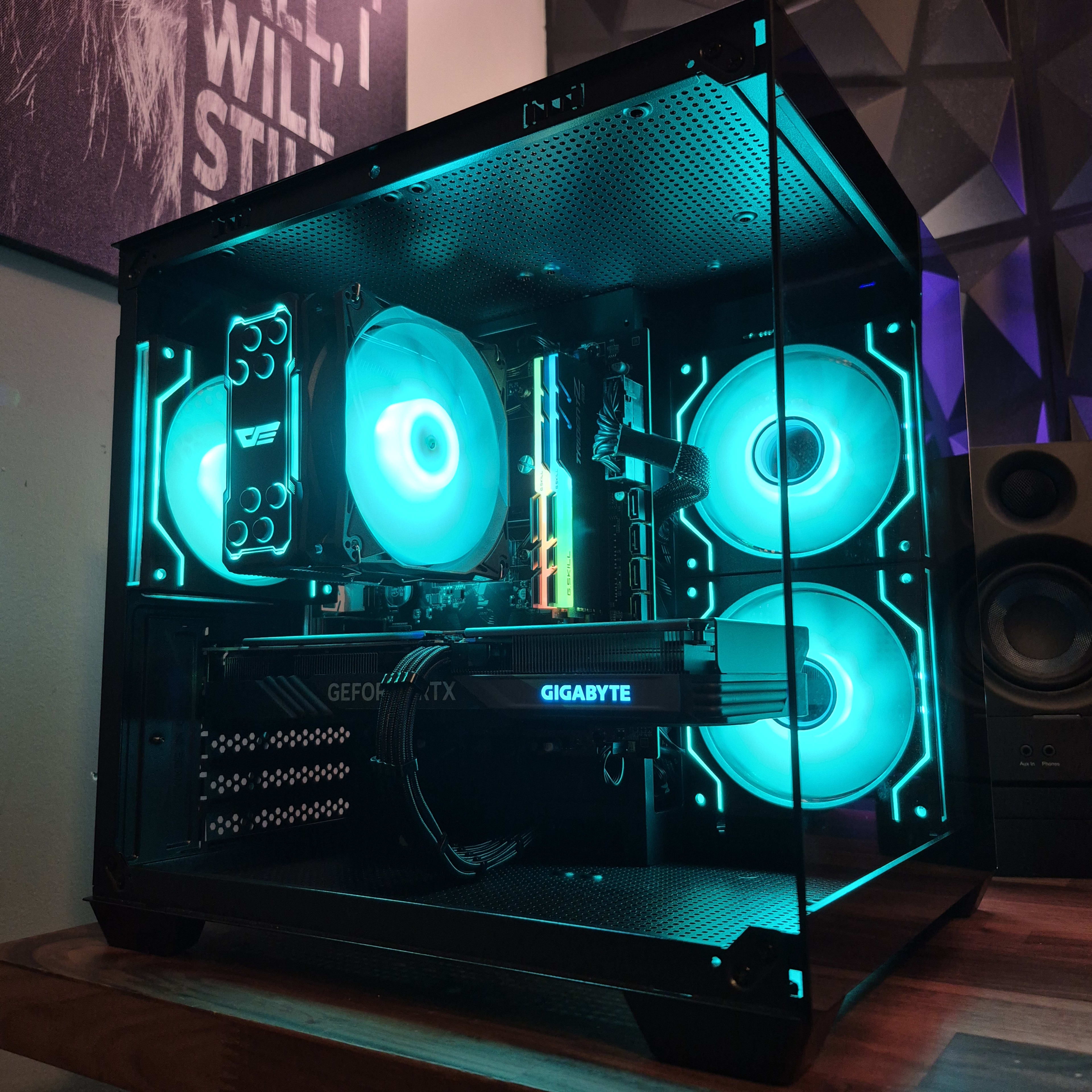 RTX 4060 + RYZEN 5 5600 | Jawa RTX 4060 + RYZEN 5 5600 | Jawa
