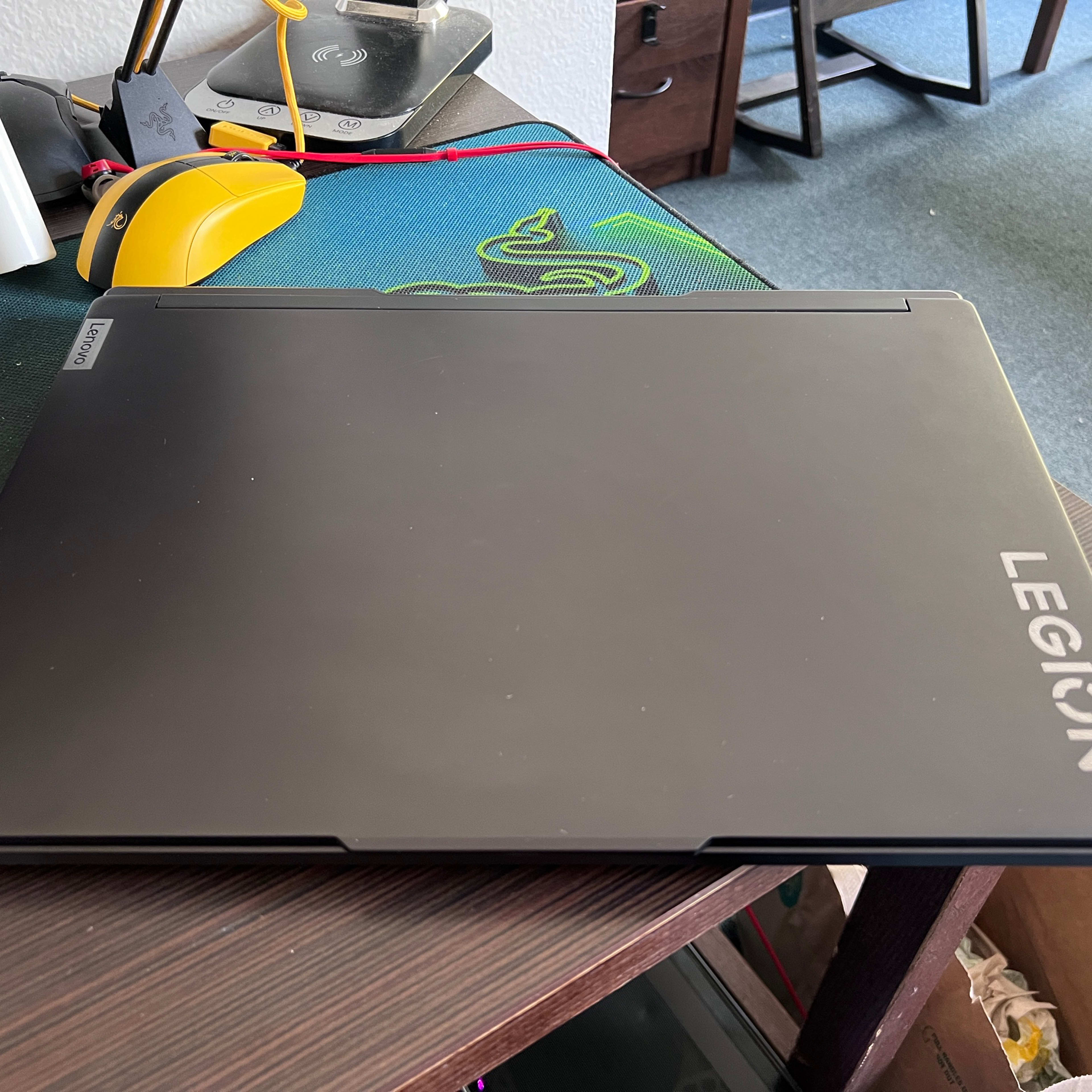 2022 Lenovo Legion Slim 7 AMD Advantage (R9 6900HX/RX6800S)