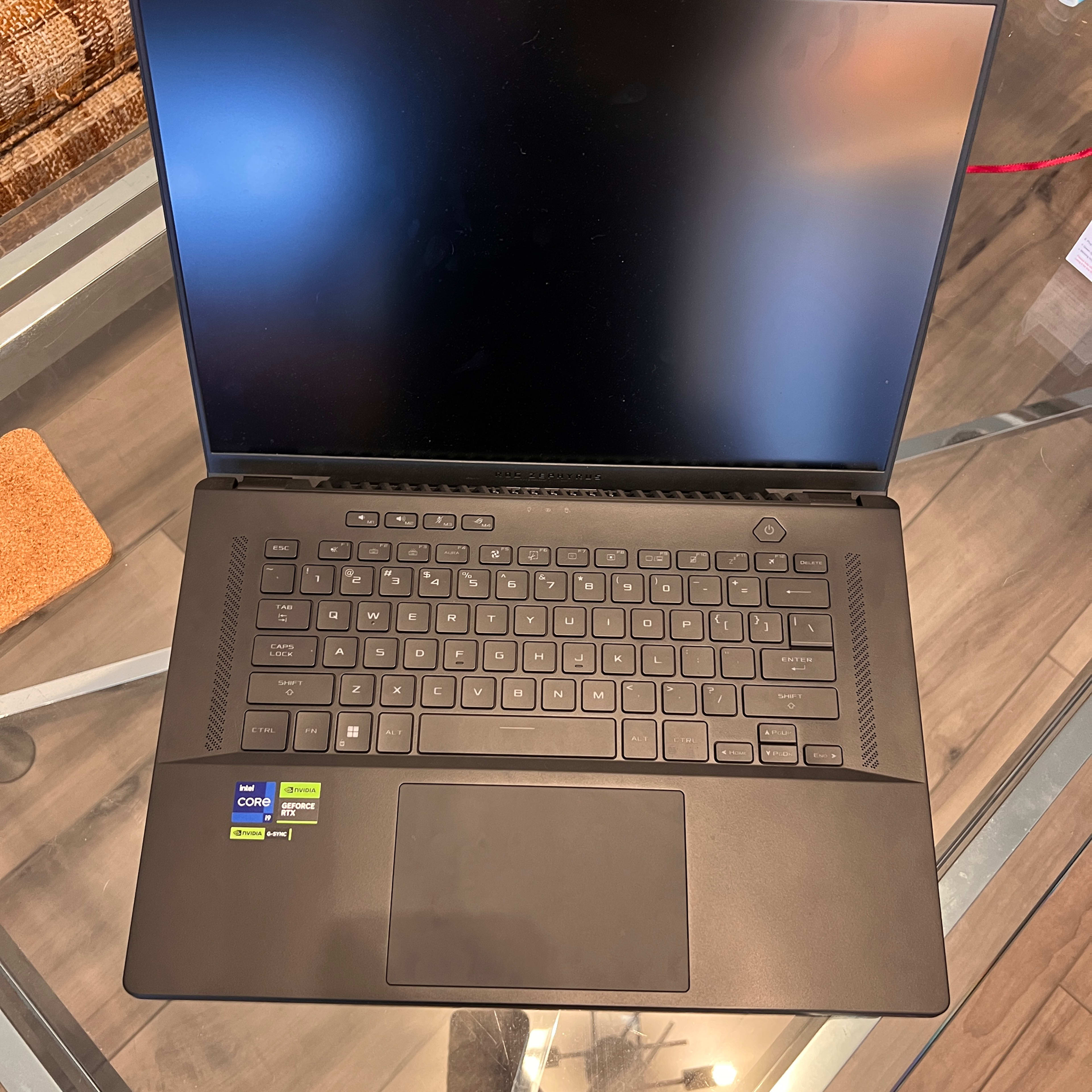 ASUS ROG Zephyrus M16 GU604VI