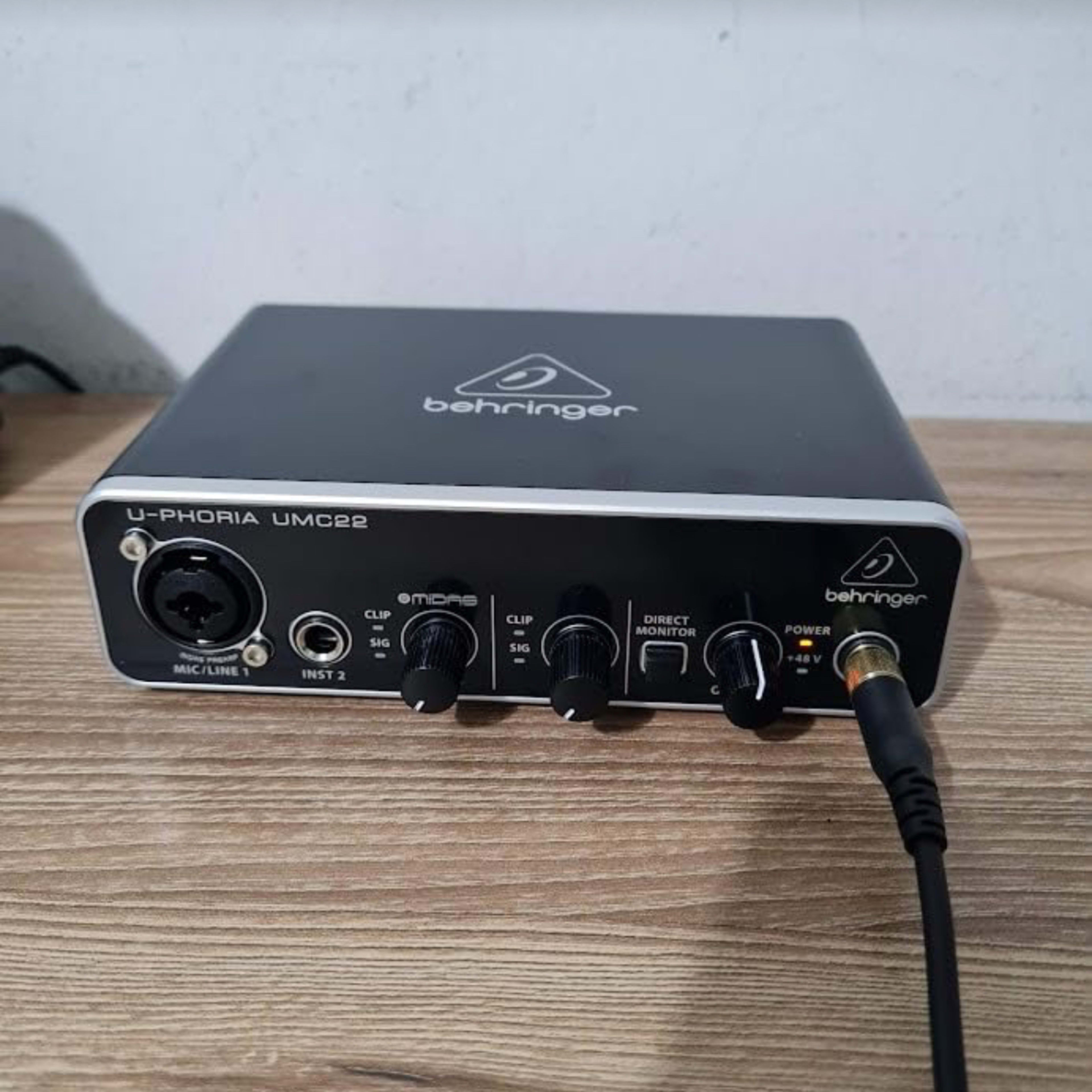 Behringer UPhoria UMC22 USB Audio Interface Jawa