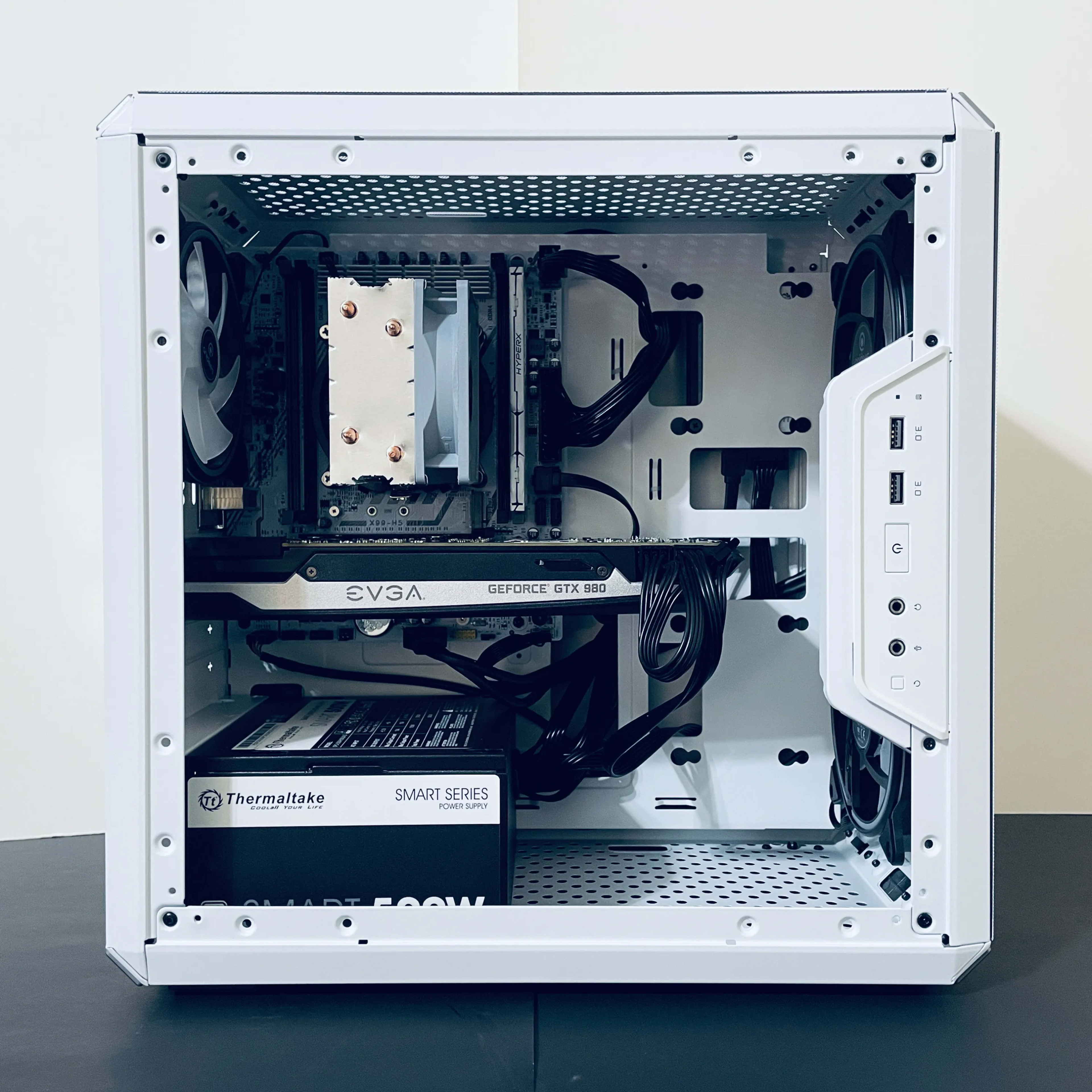 ⚡Budget White Gaming PC - Intel Xeon 10-cores ○ 16GB RAM ⚡Budget White Gaming PC - Intel Xeon 10-cores ○ 16GB RAM
