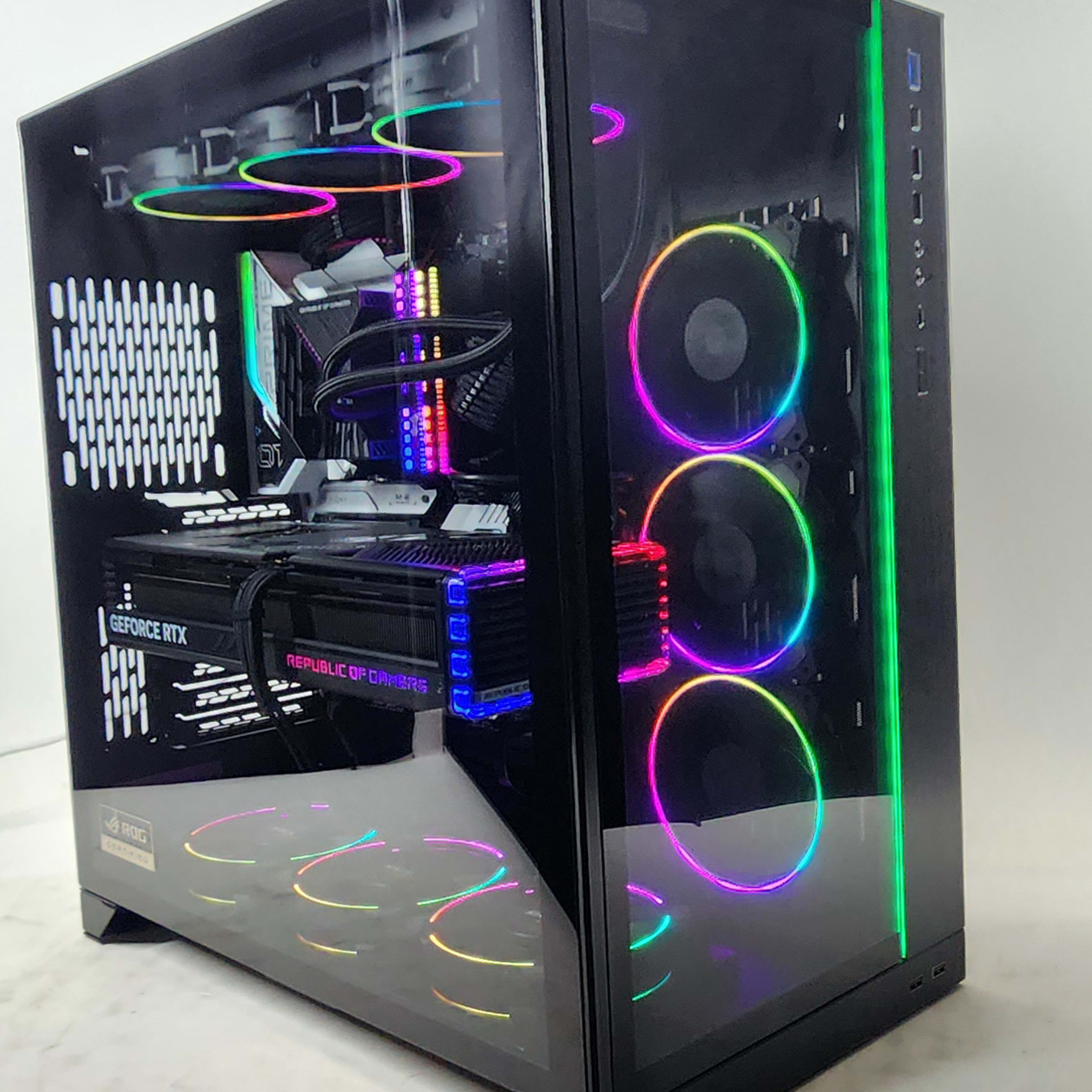 Gaming PC i9-13900KF 32GB RAM 2TB SSD RTX 4080 16GB Windows Gaming PC i9-13900KF 32GB RAM 2TB SSD RTX 4080 16GB Windows