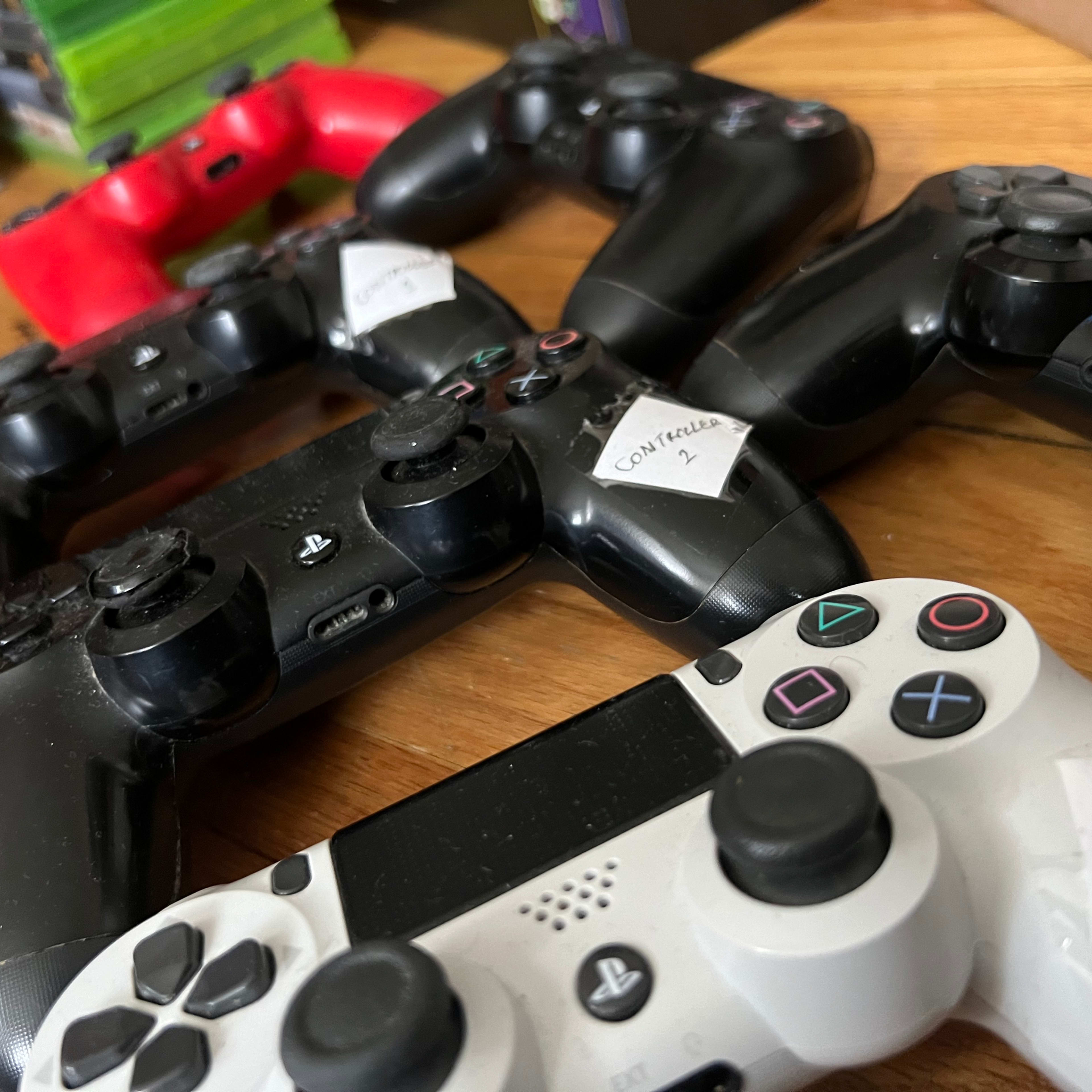 6 Non-Functional DualShock 4 Controllers