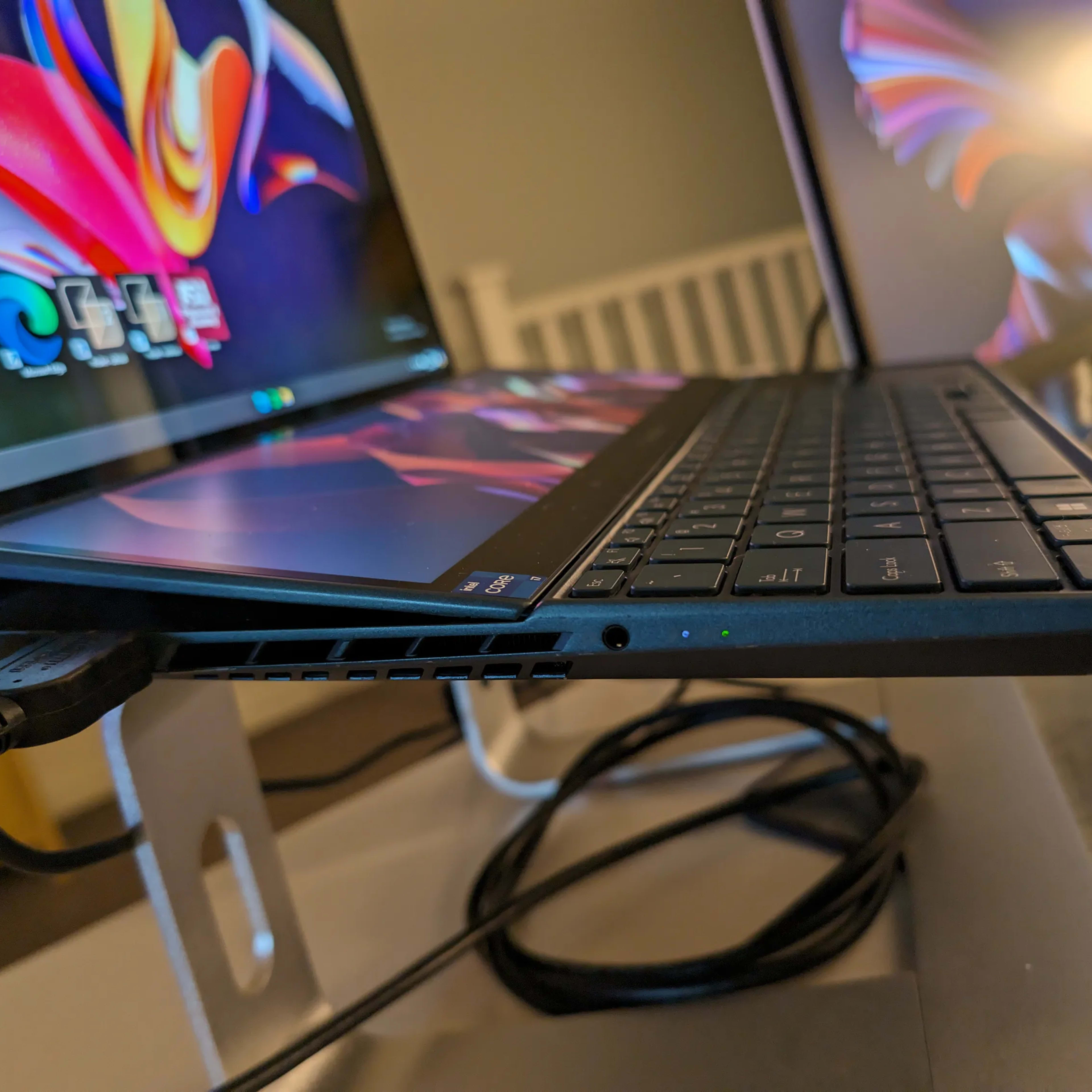 Asus ZenBook Duo