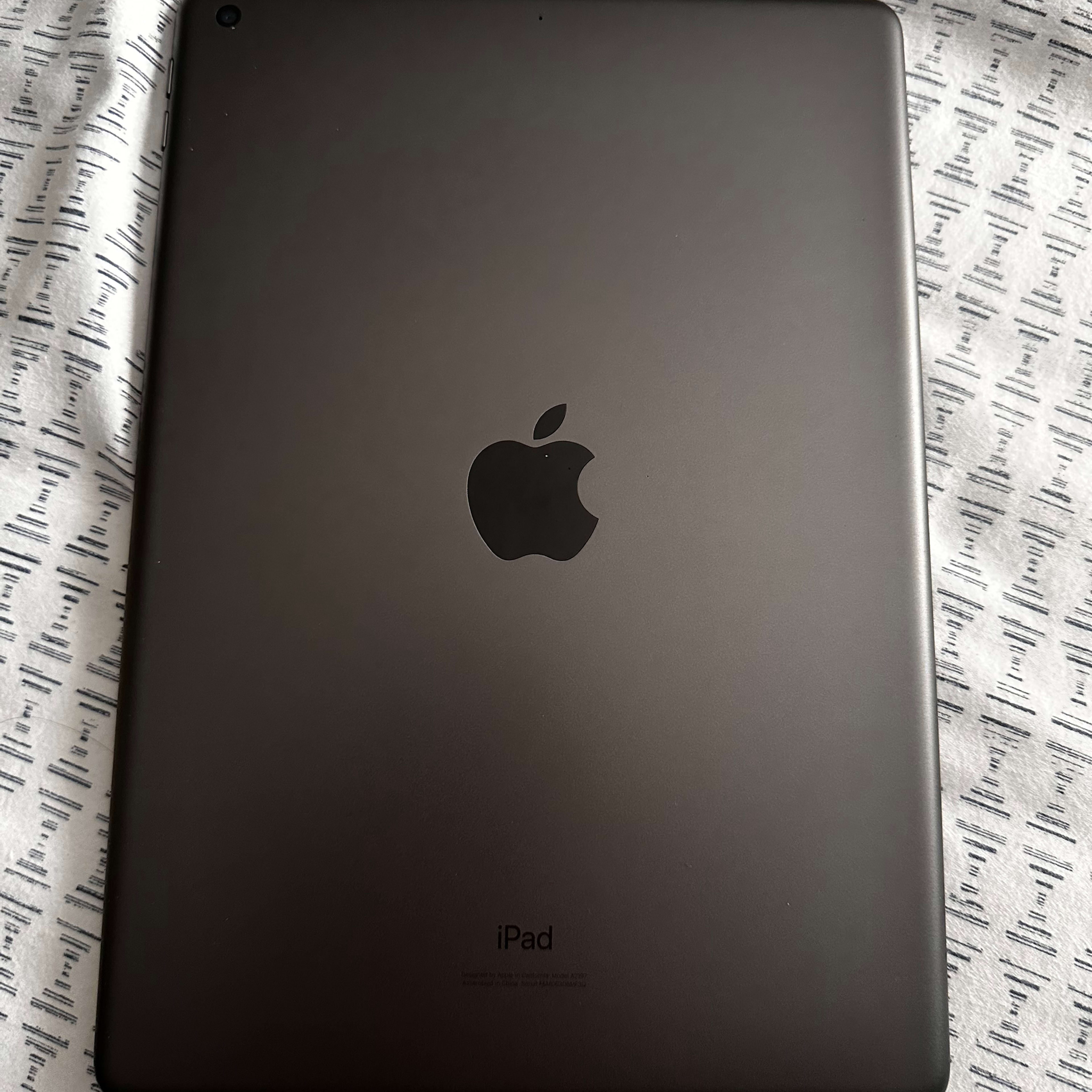 iPad 7th Gen 128GB 