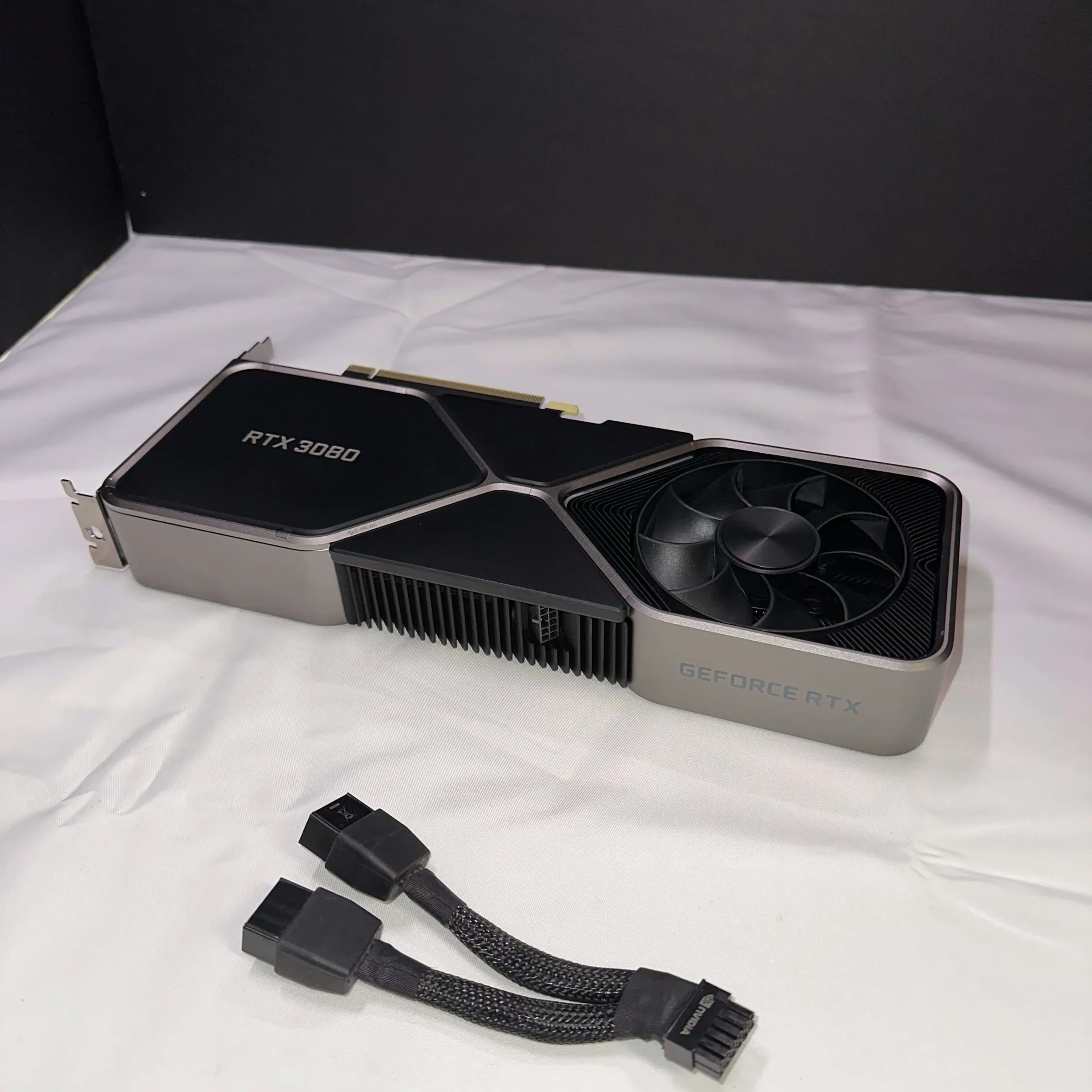 NVIDIA GeForce RTX 3080 Founders Edition 10GB GDDR6X PCIe NVIDIA GeForce RTX 3080 Founders Edition 10GB GDDR6X PCIe