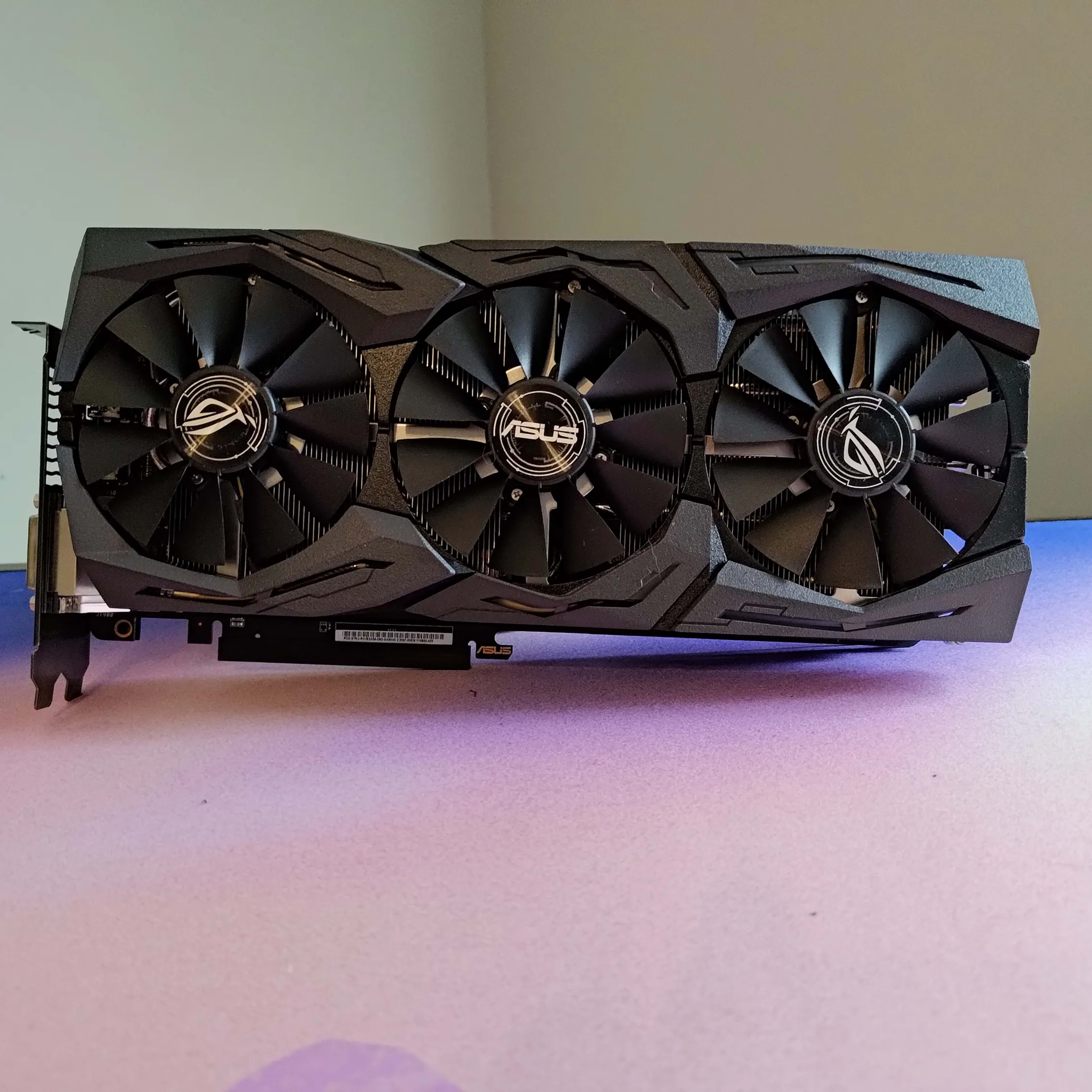 Asus ROG Strix Vega 56