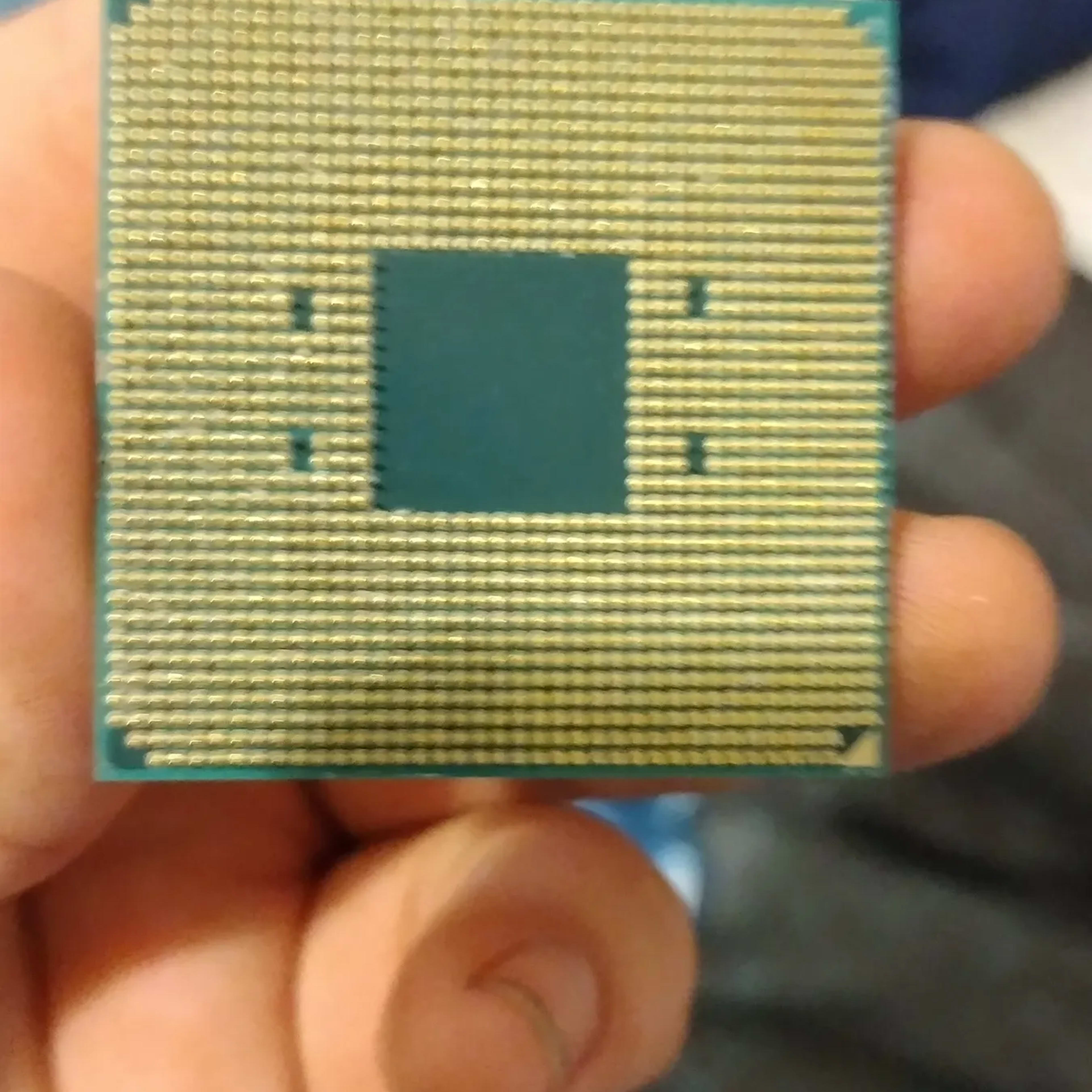 For Sale Ryzen 3 1200 USED/GOOD - comes with optional fan