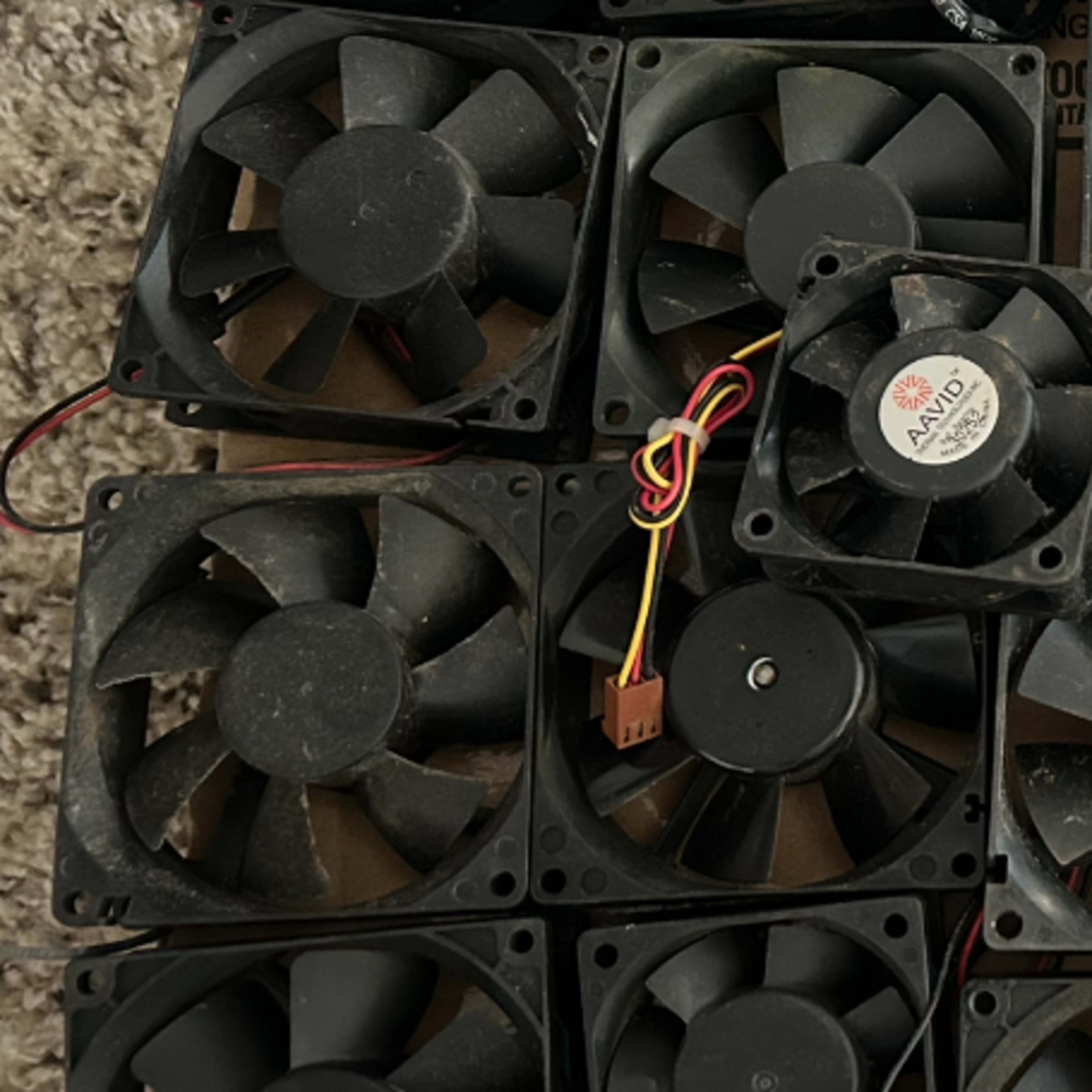 25 Brushless Computer Fans