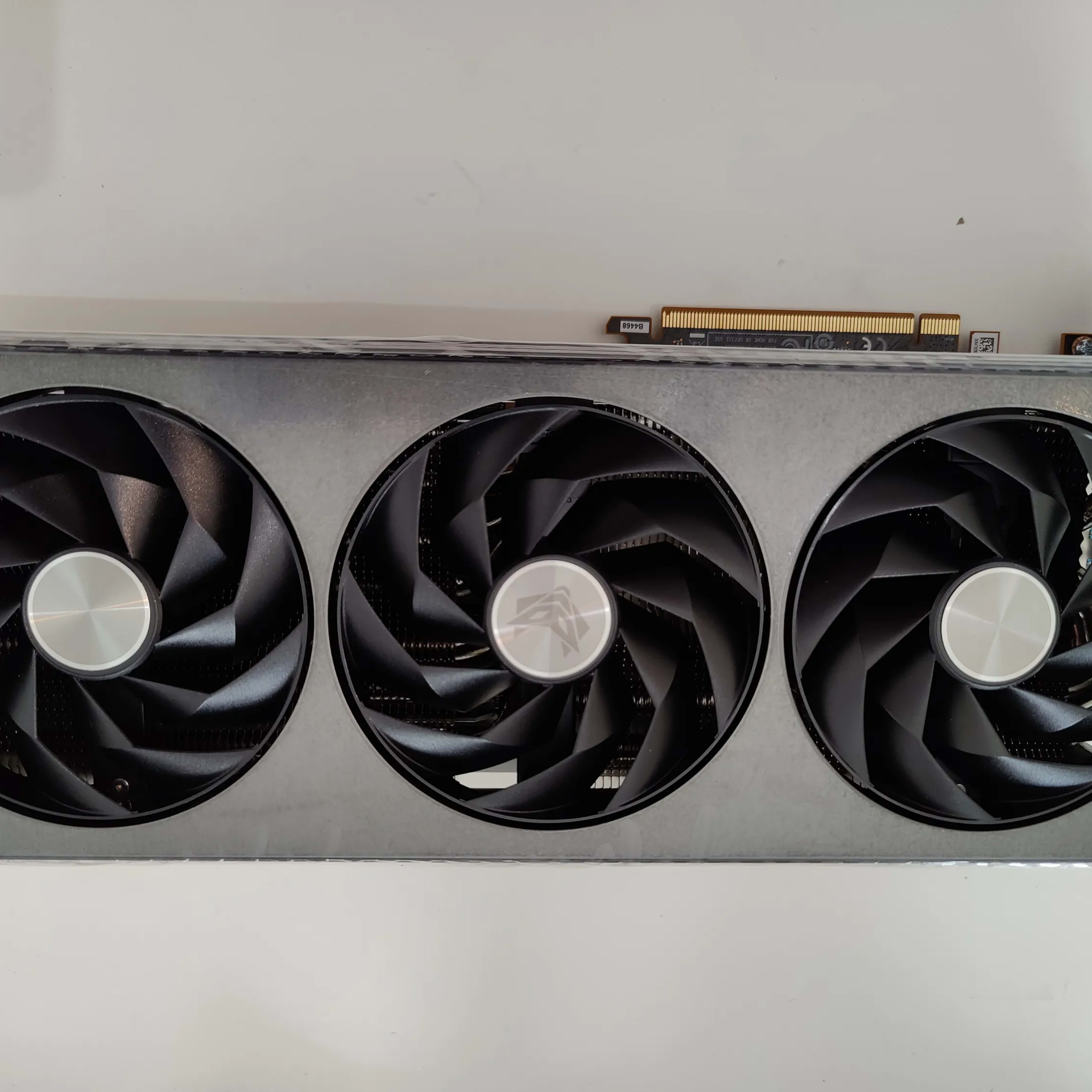 Saphire Radeon rx 7900 xtx Nitro+ | Jawa Saphire Radeon rx 7900 xtx Nitro+ | Jawa