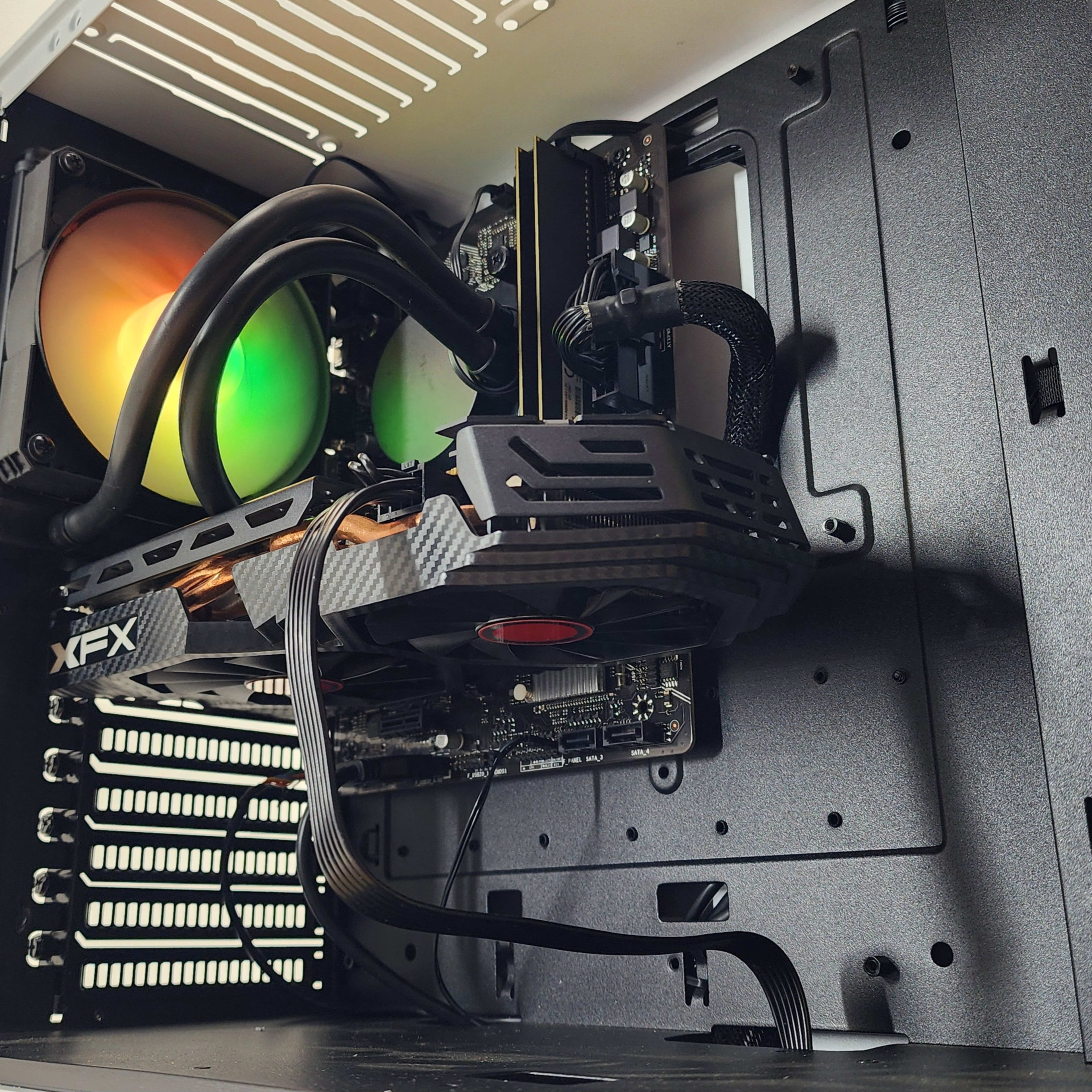 Gaming PC i7-10700 16GB RAM 500GB SSD RX 580 8GB Windows 11 Gaming PC i7-10700 16GB RAM 500GB SSD RX 580 8GB Windows 11