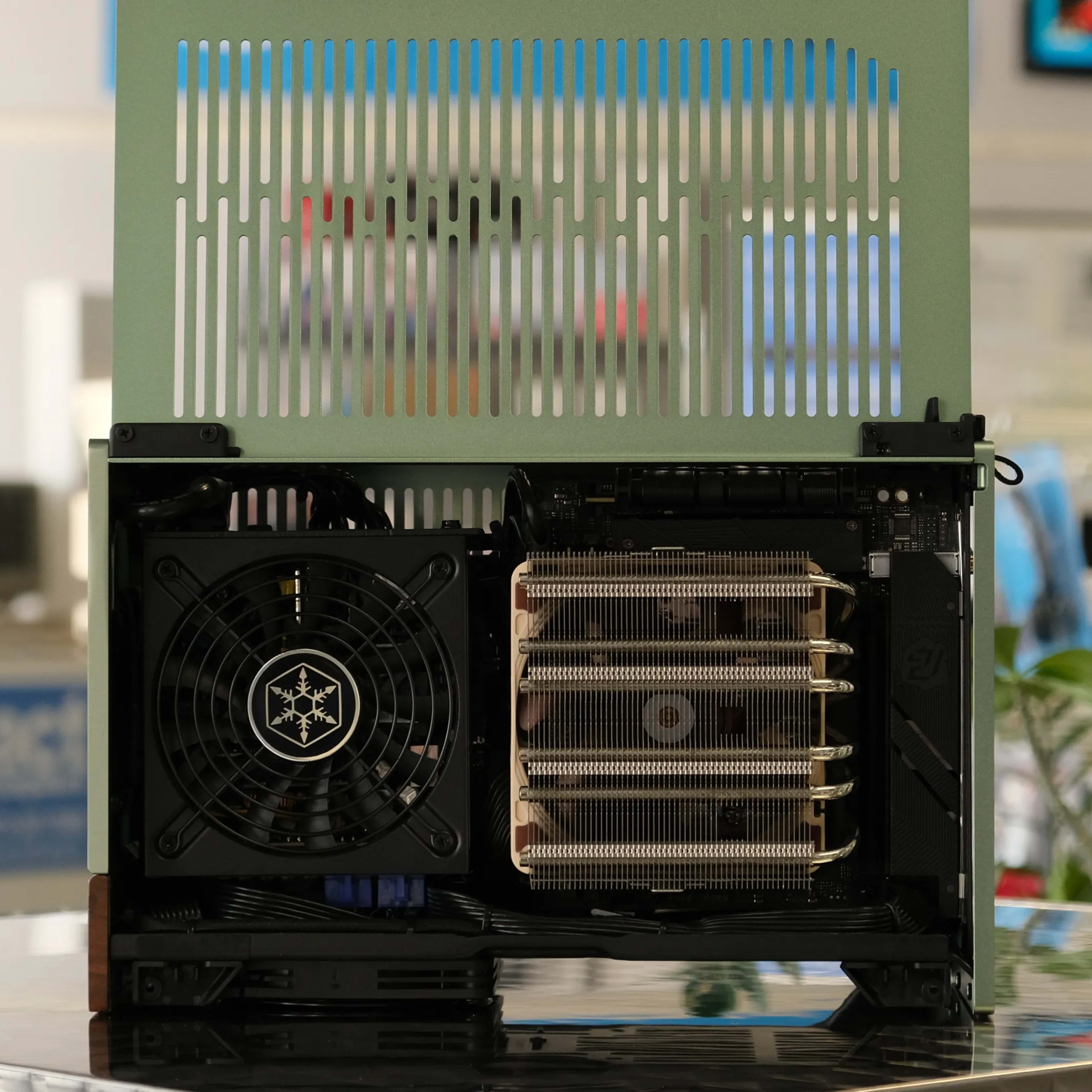 Ryzen 5 7600 ▫ RTX 3070 ▫ 32GB DDR5 ▫ 1.5TB SSD ▫ WiFi Ryzen 5 7600 ▫ RTX 3070 ▫ 32GB DDR5 ▫ 1.5TB SSD ▫ WiFi