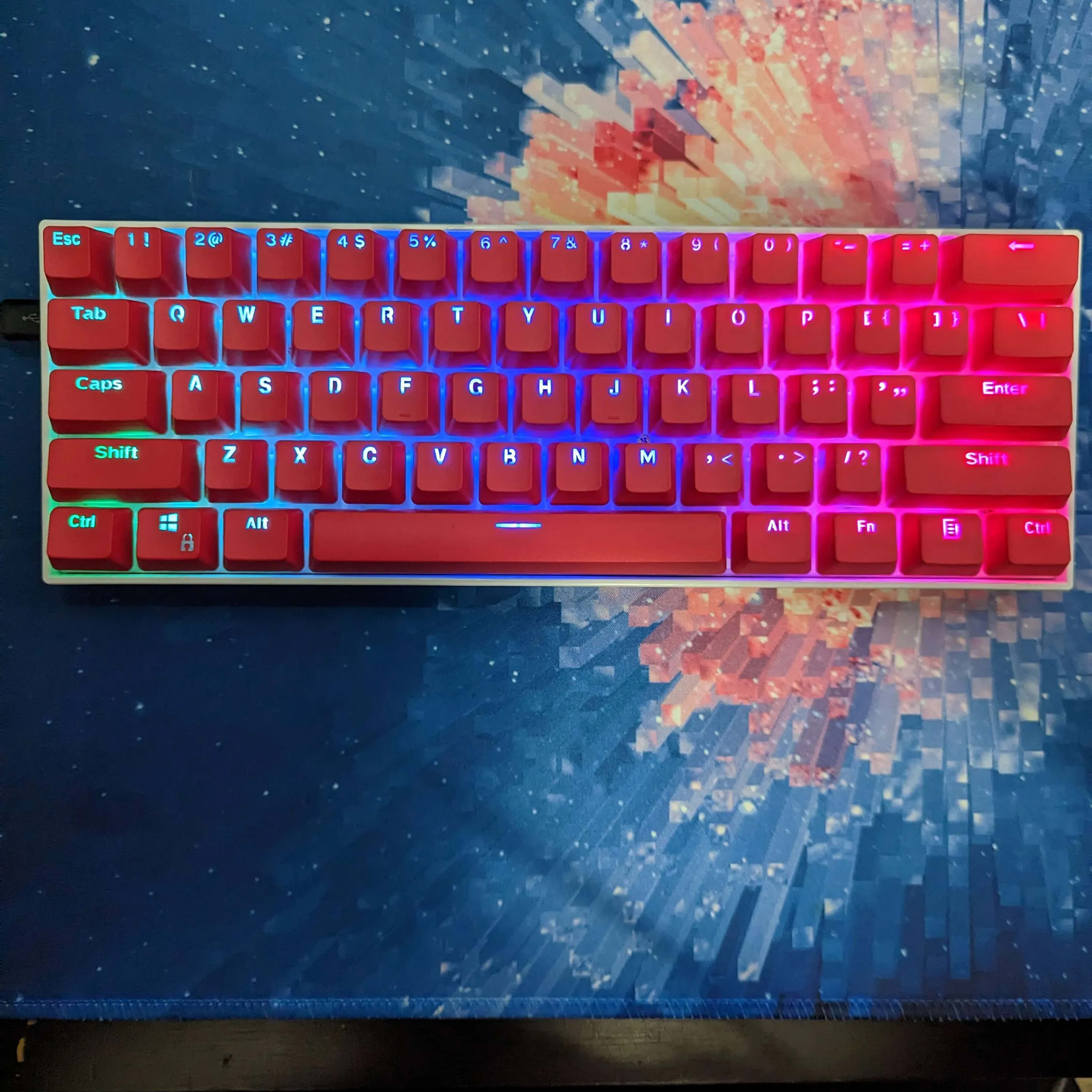 Redragon K630 - Red Keycaps