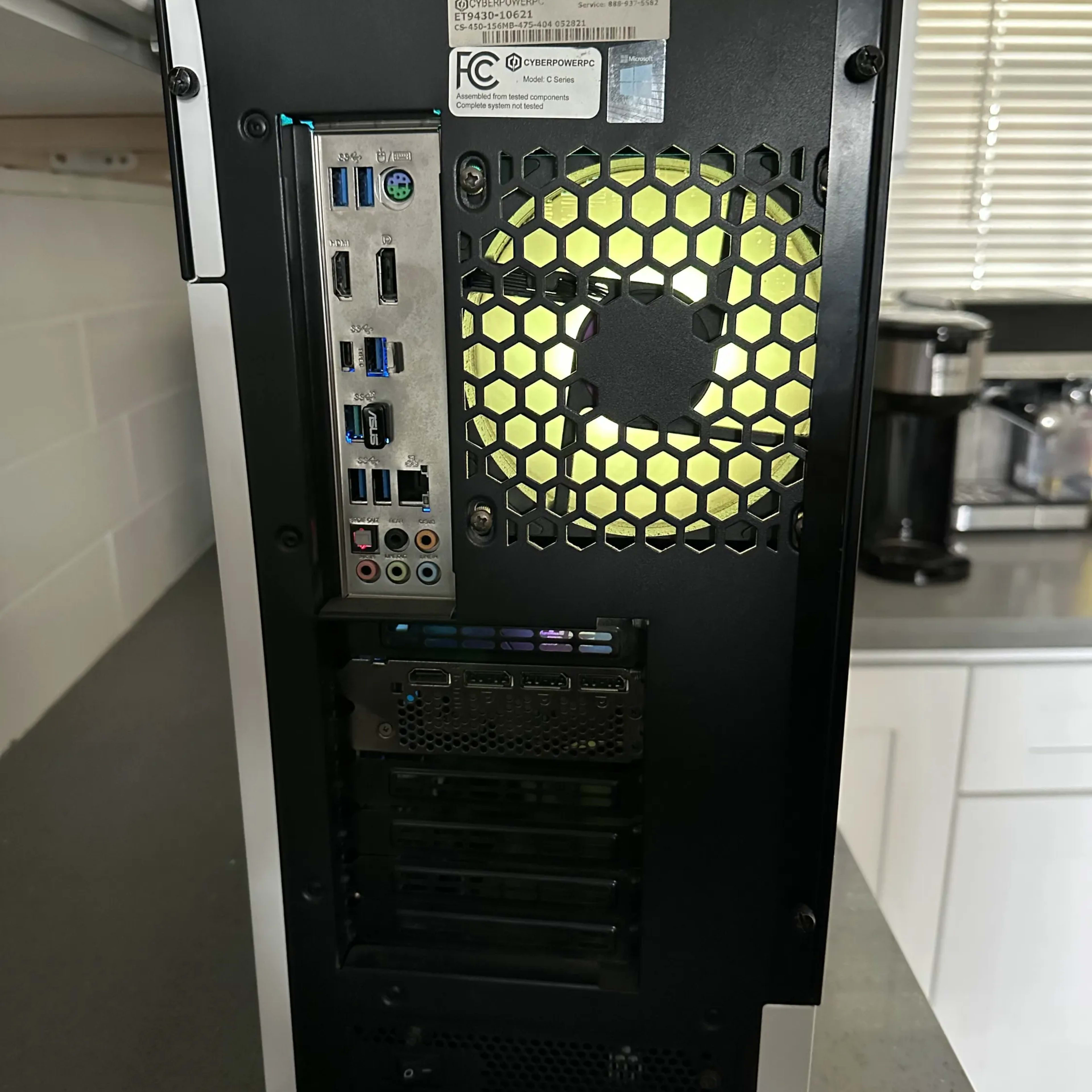 Gaming PC - RTX 3070, Ryzen 7 3700x, 32GB RAM, 1TB SSD, WIN 10, FULL RGB | Jawa Gaming PC - RTX 3070, Ryzen 7 3700x, 32GB RAM, 1TB SSD, WIN 10, FULL RGB | Jawa