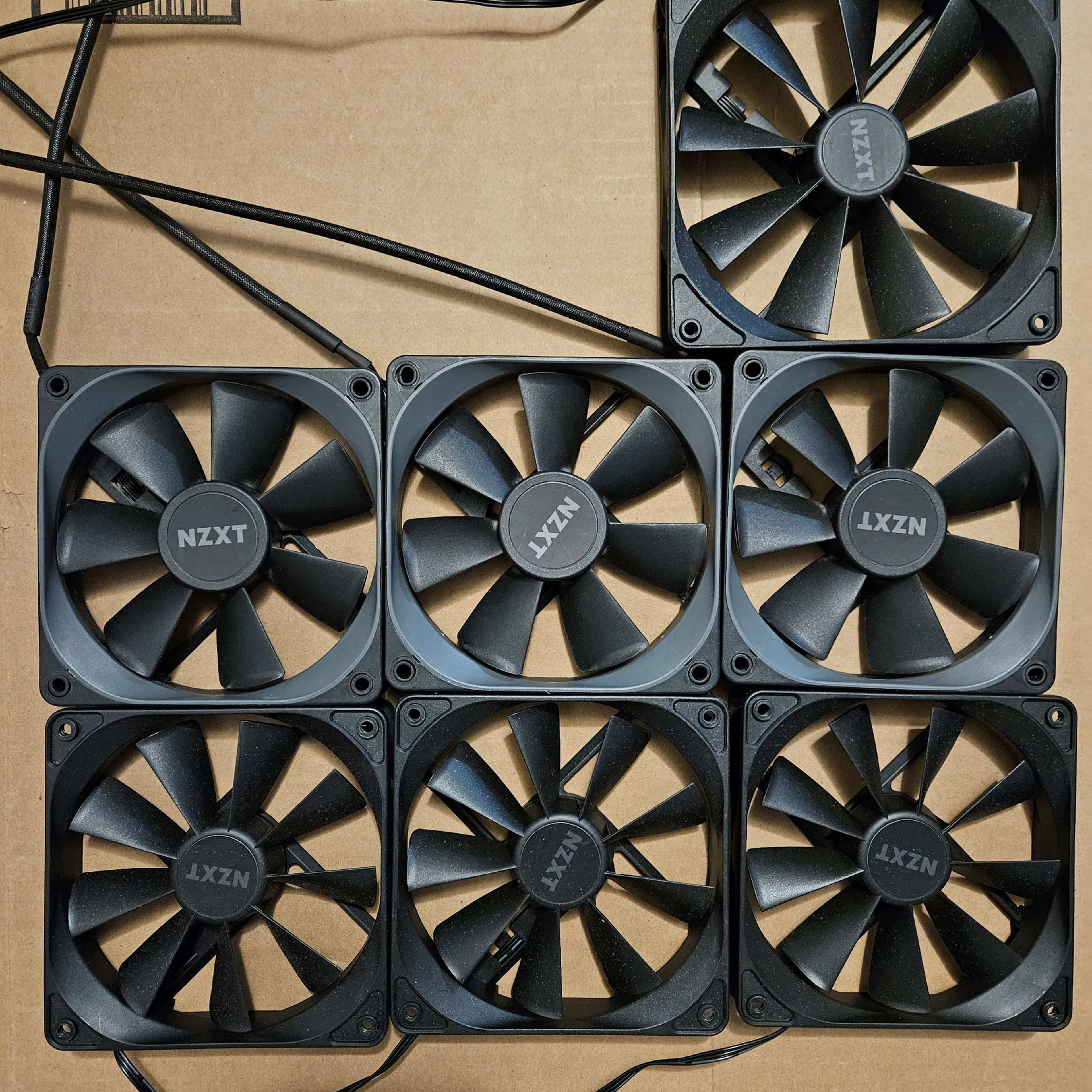 Lot of NZXT Fans 3x120mm (PWM) 3x120mm (Non-PWM) 1x 140mm (Non-PWM) - Used