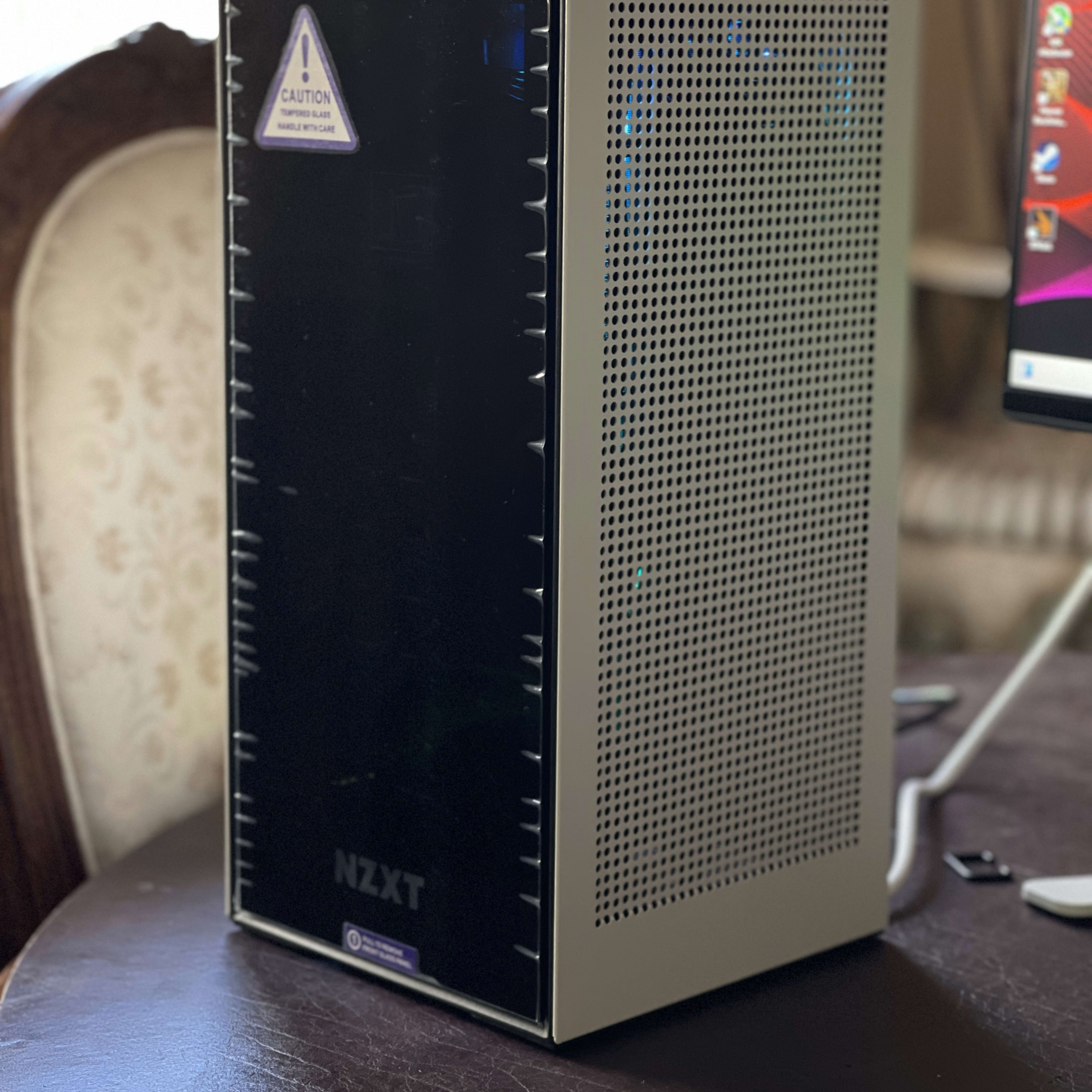 ITX Gaming PC: 1080Ti Strix, 10700K, H1, 16GB, 1TB, Wi-Fi 6 ITX Gaming PC: 1080Ti Strix, 10700K, H1, 16GB, 1TB, Wi-Fi 6