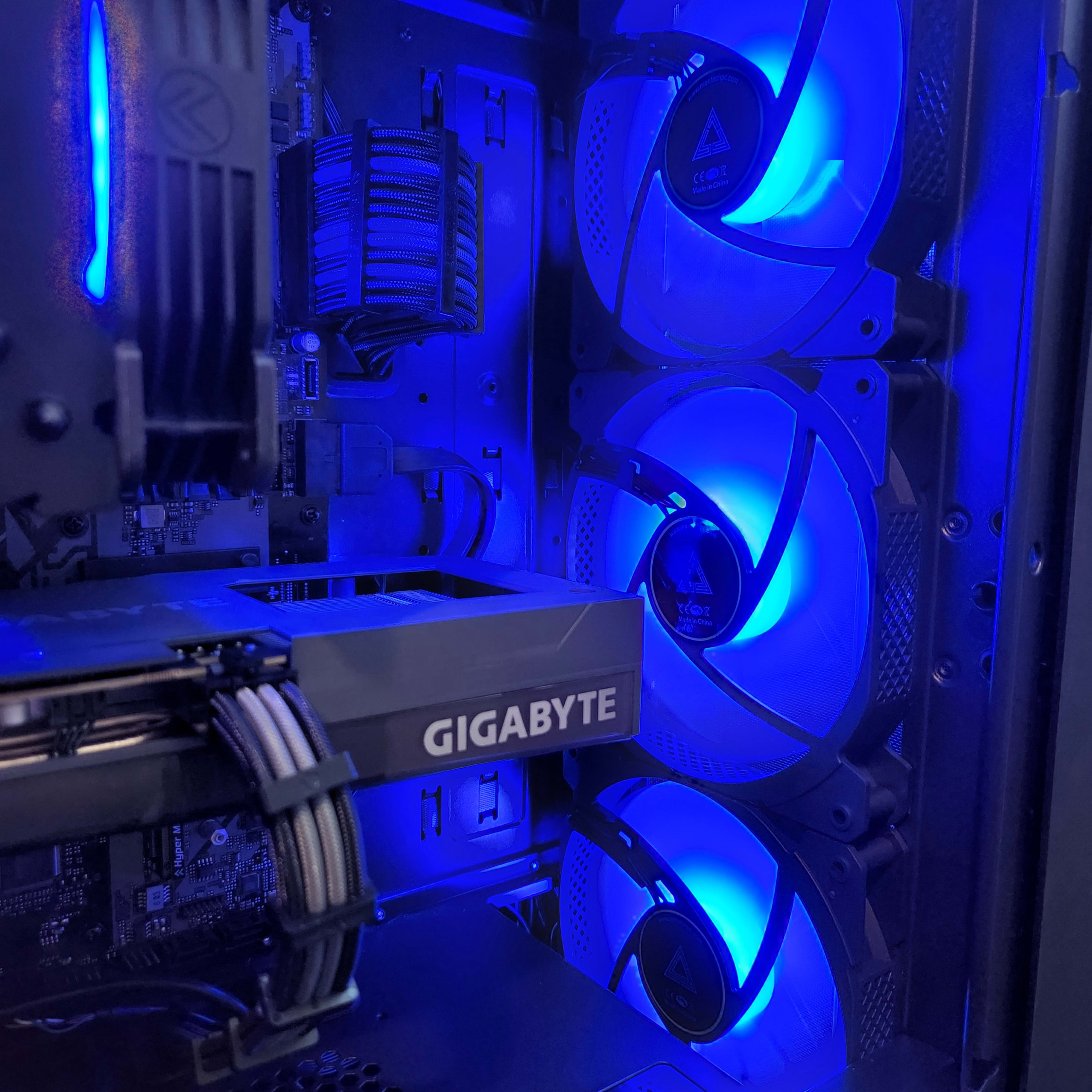 Custom 12100 | RX 6600 | 16GB 3200 MHz | 1TB NVME SSD Gaming PC