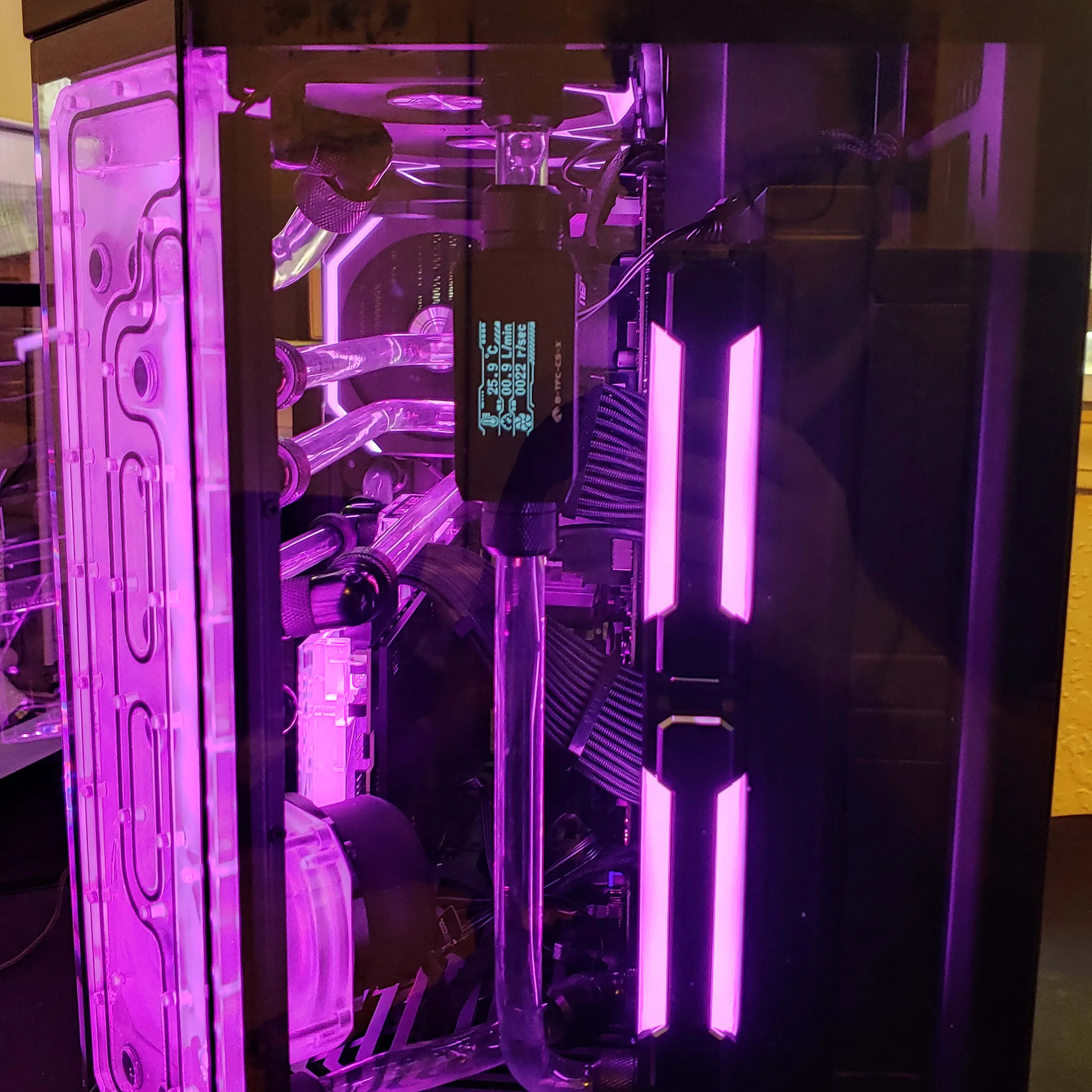 Custom y60 water cooled high end gaming PC!