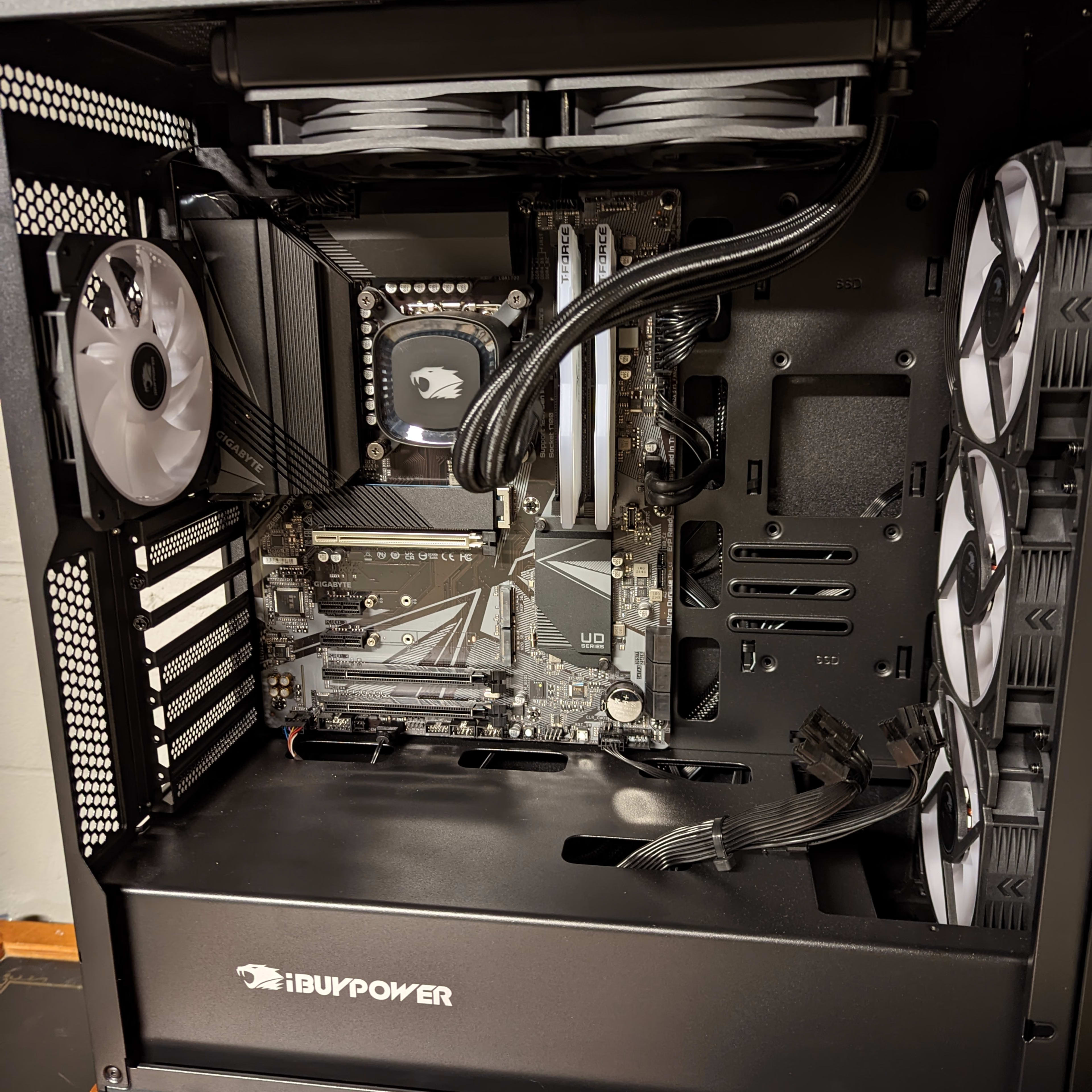 iBuyPower Trace MR, ON SALE! Jawa