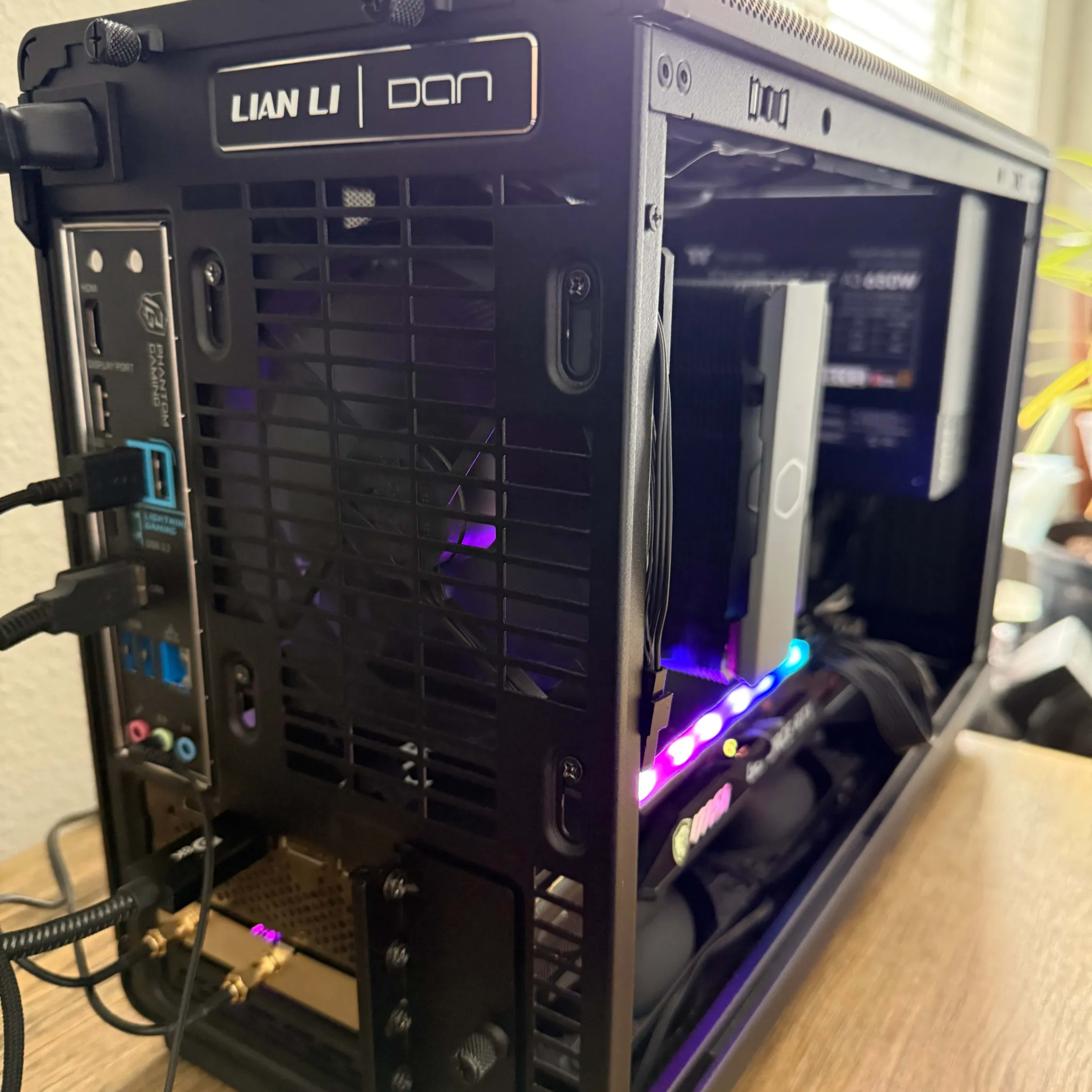 Ryzen 5 5600 | RTX 3070 | 56GB RAM | WiFi 6e and Bluetooth Ryzen 5 5600 | RTX 3070 | 56GB RAM | WiFi 6e and Bluetooth