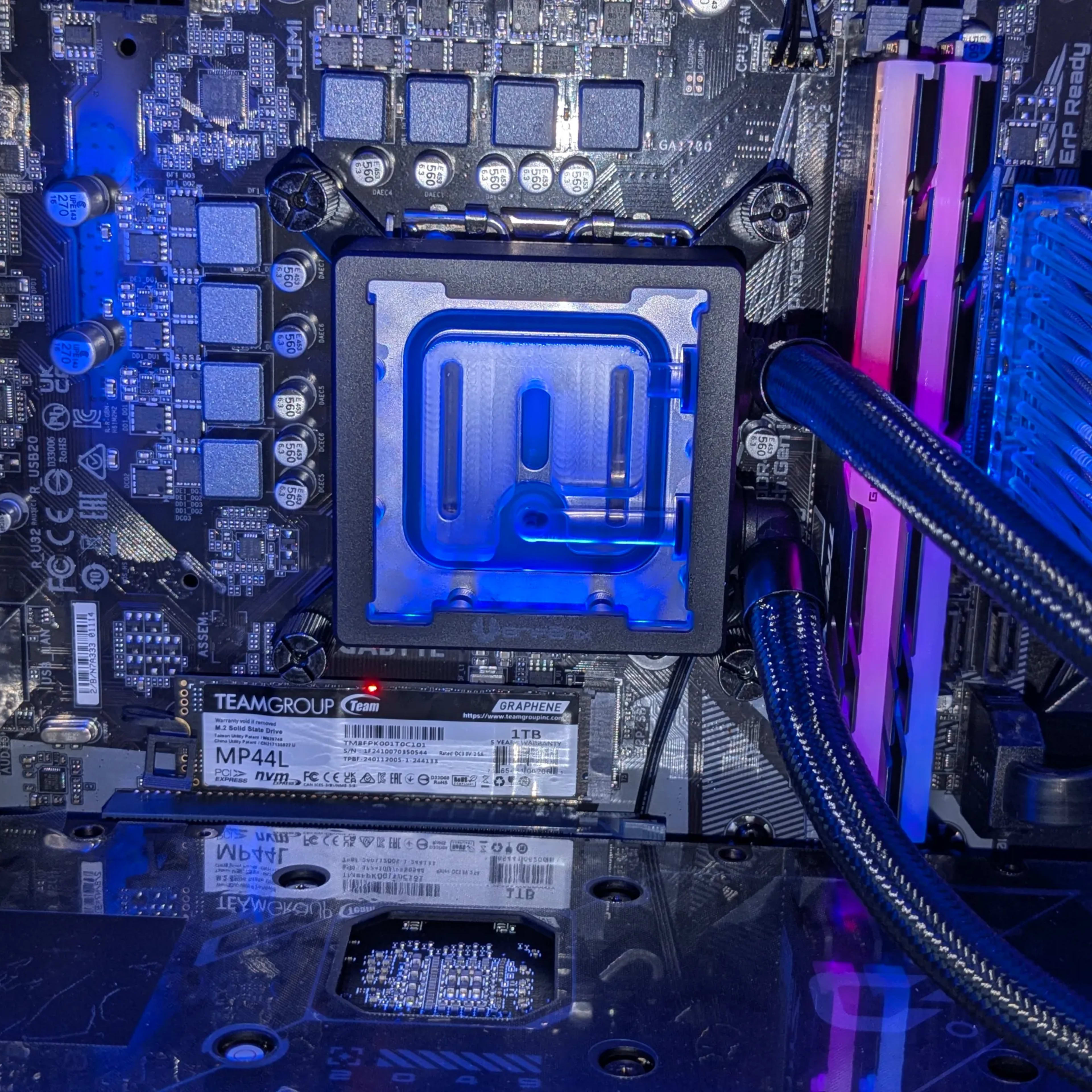 1440P-4K🔥Demon Slayer/Dark Flux🔥⚫️RX 7800XT⚫️I5-12600K 1440P-4K🔥Demon Slayer/Dark Flux🔥⚫️RX 7800XT⚫️I5-12600K