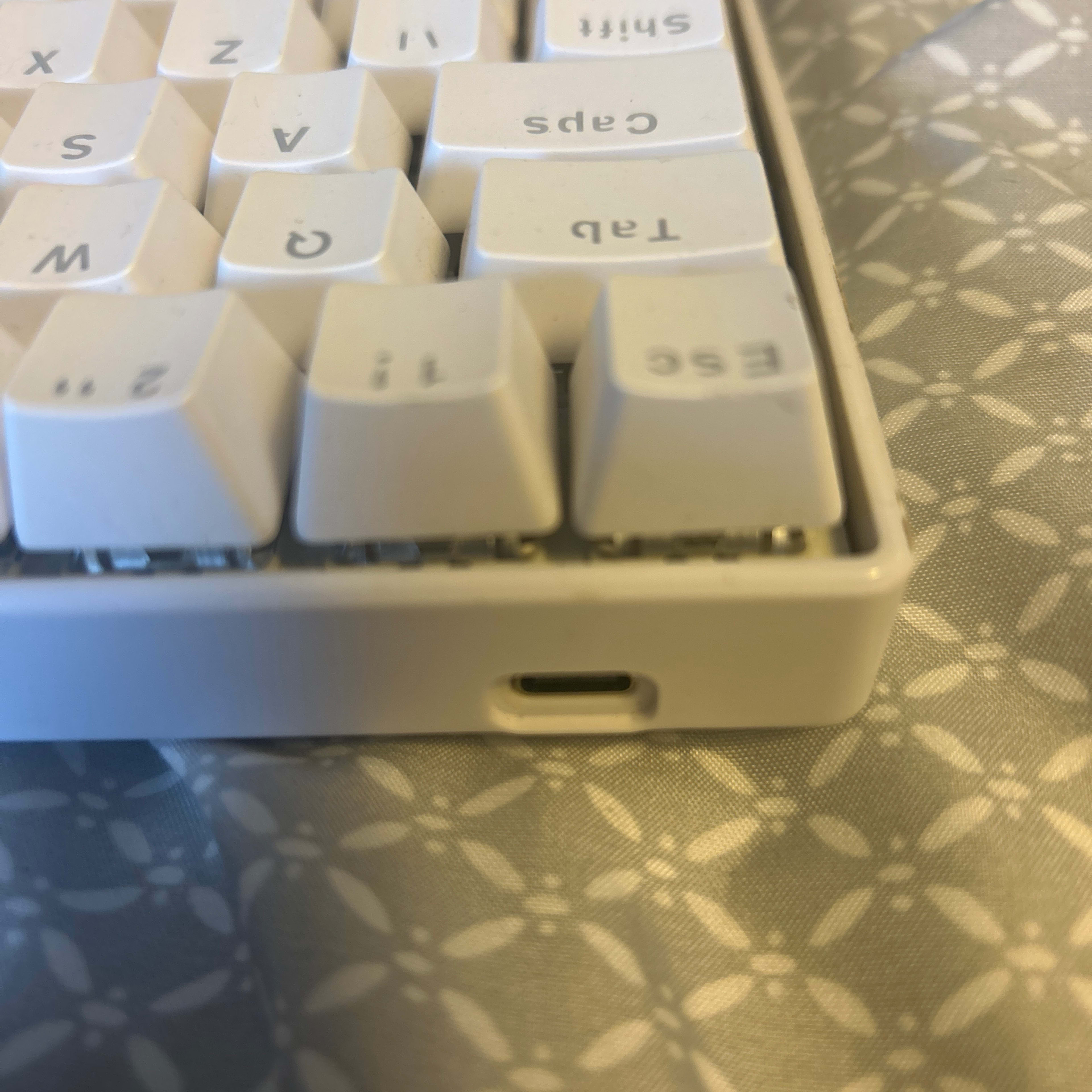 White 60% keyboard