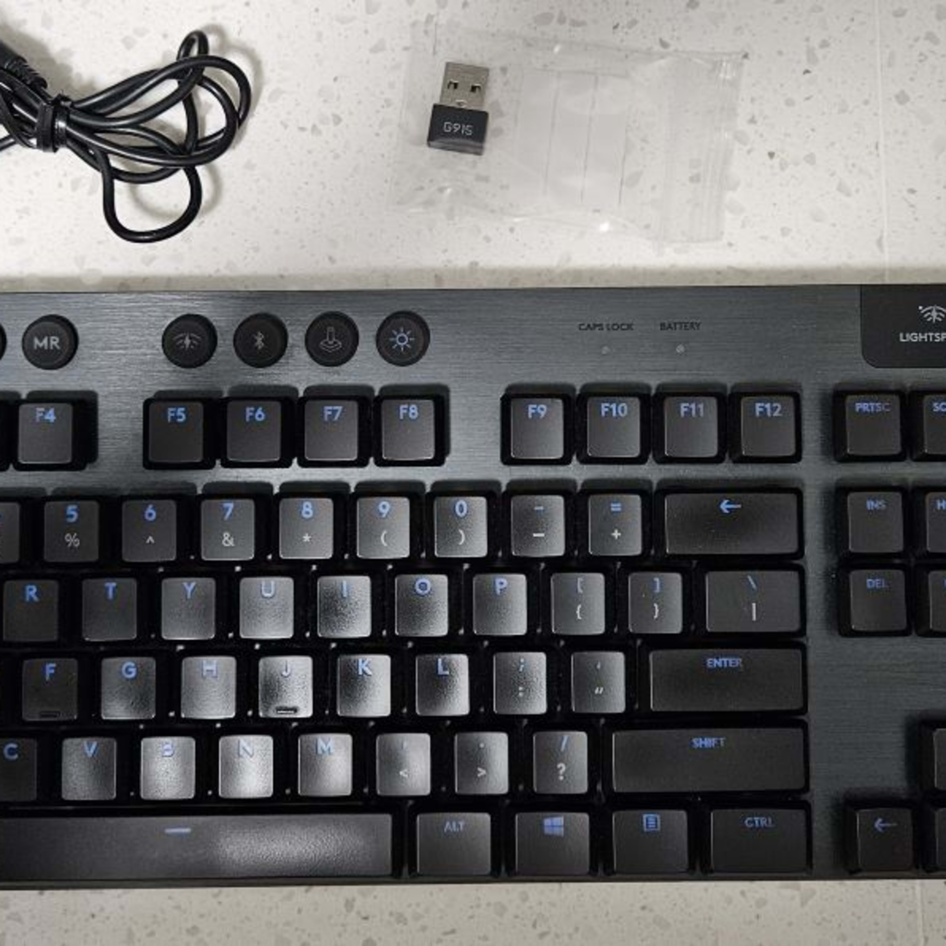 Logitech G915 LIGHTSPEED Wireless RGB Gaming Keyboard GL Clicky Switches - USED