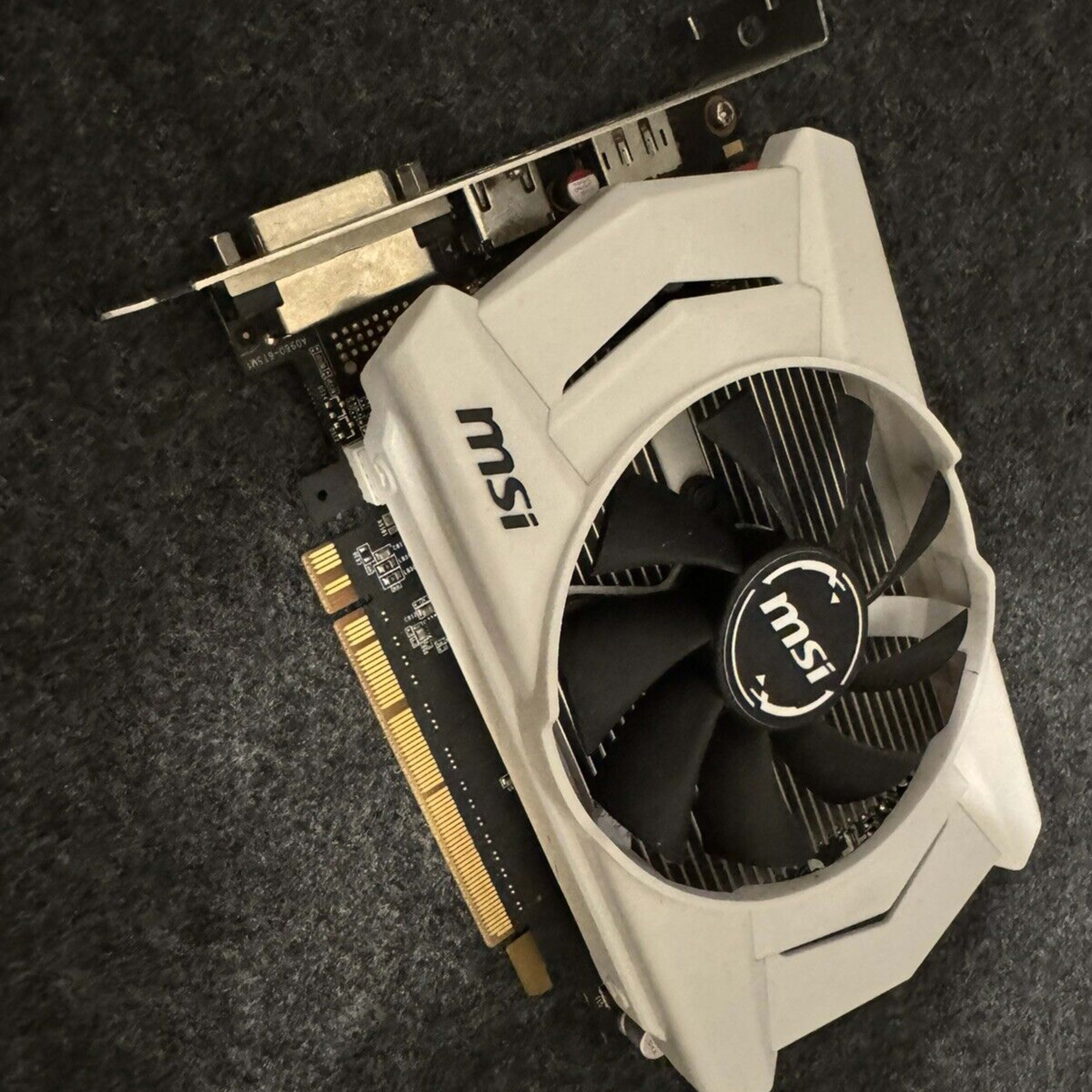 MSI NVIDIA GeForce GTX 950 2GB