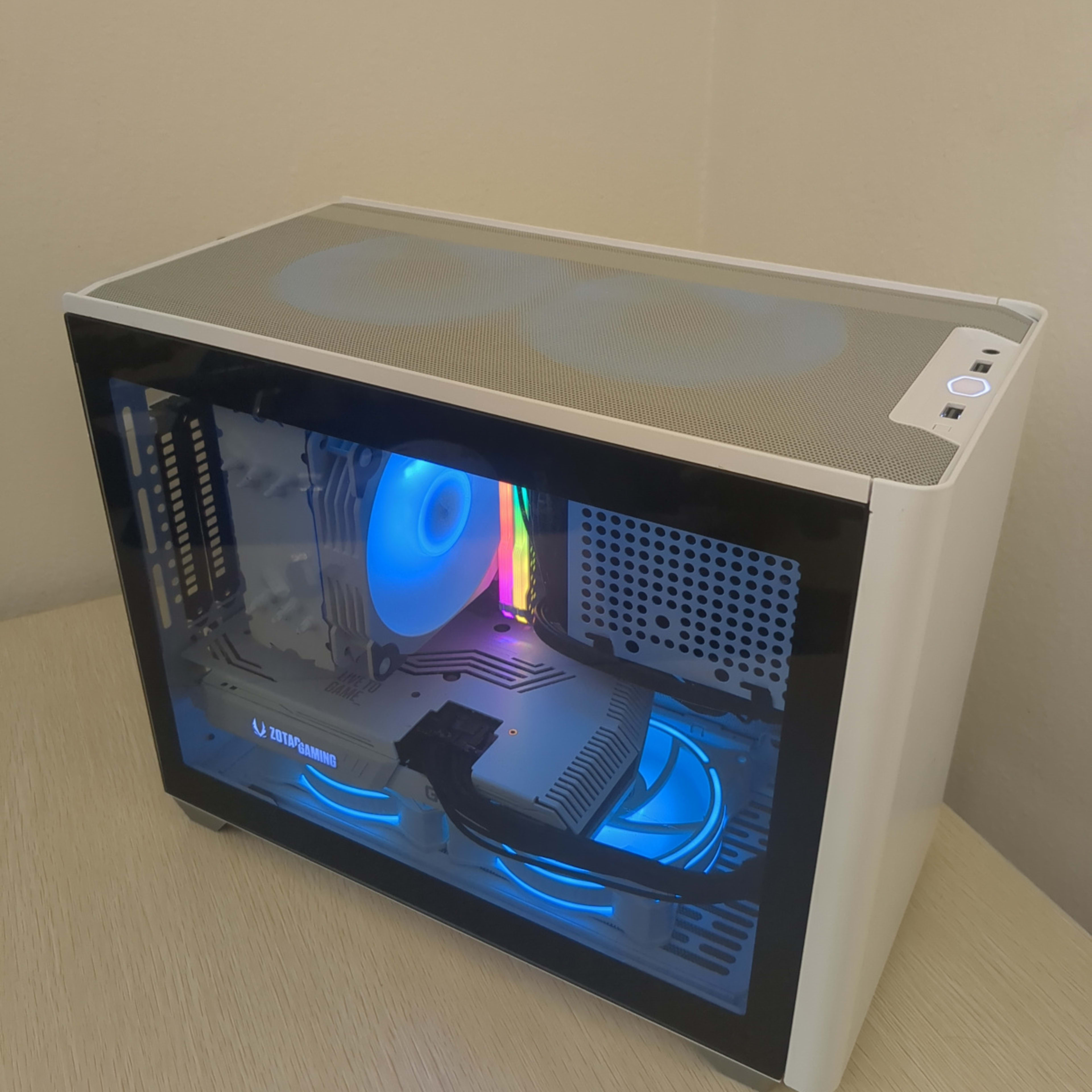 RTX 3070, Ryzen 5 5600 White Gaming PC (32GB RAM, 1TB SSD, Win11 Pro)