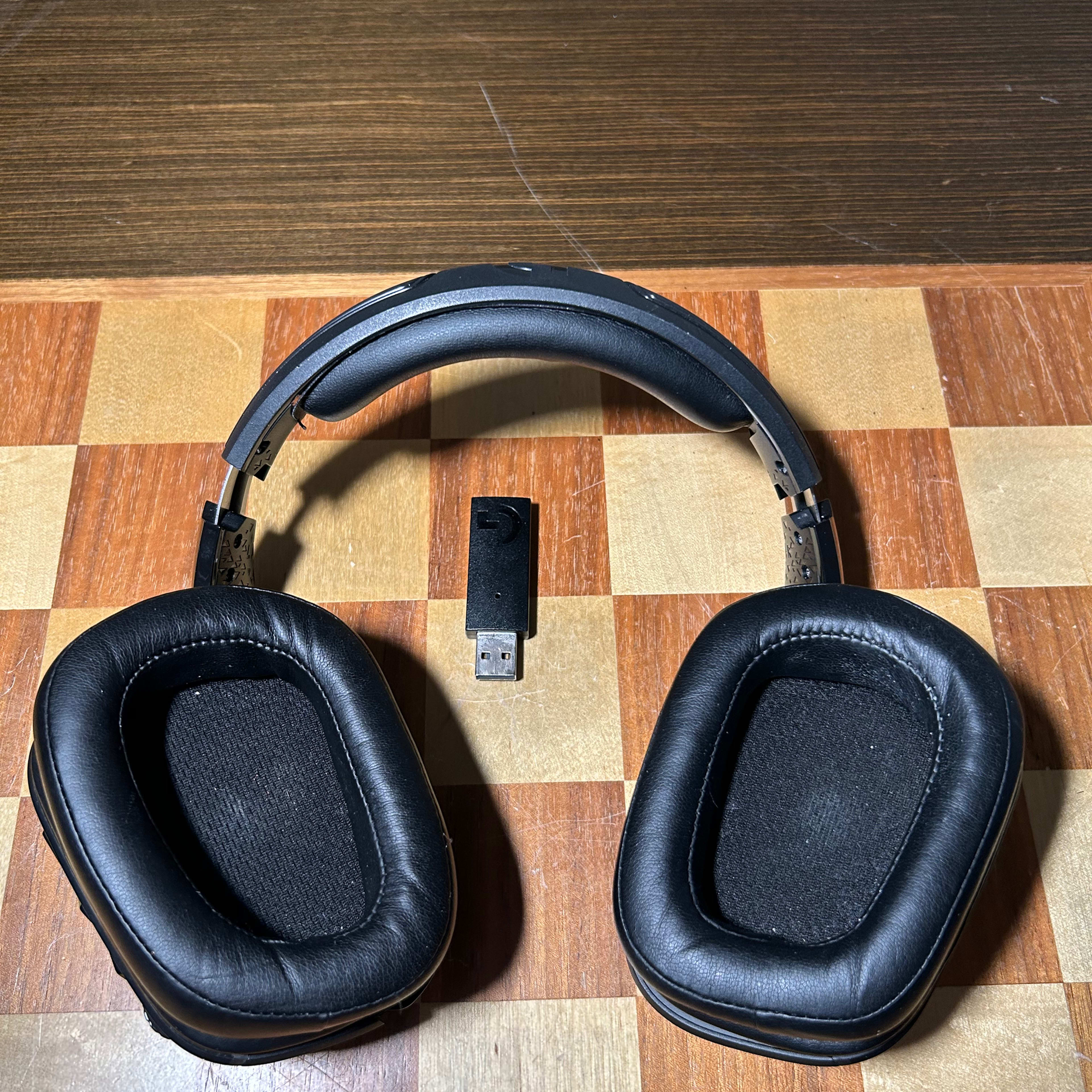 Logitech G935 Wireless 7.1 Gaming Headphones