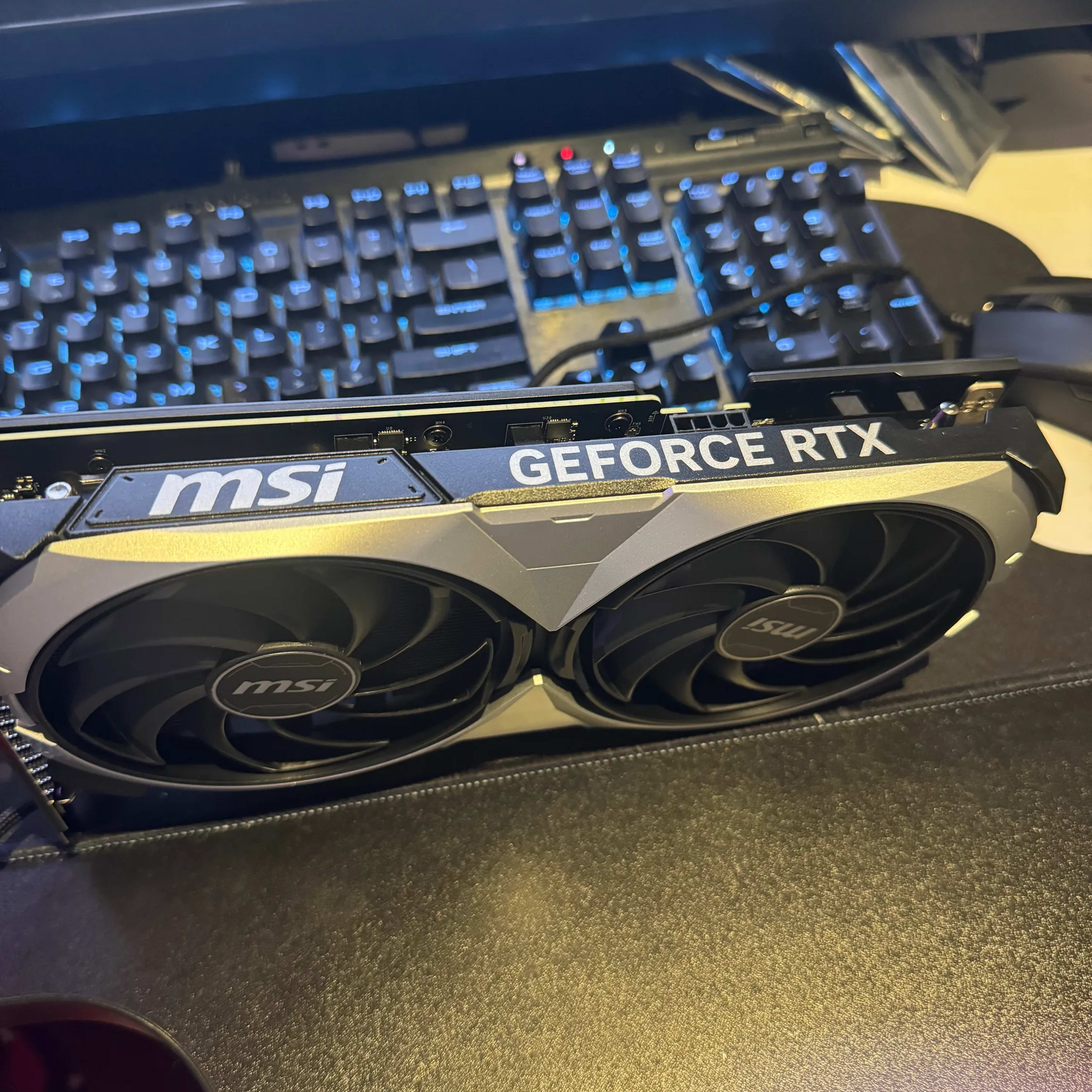 MSI Gaming GeForce RTX 4070 Ventus 2X 12G OC