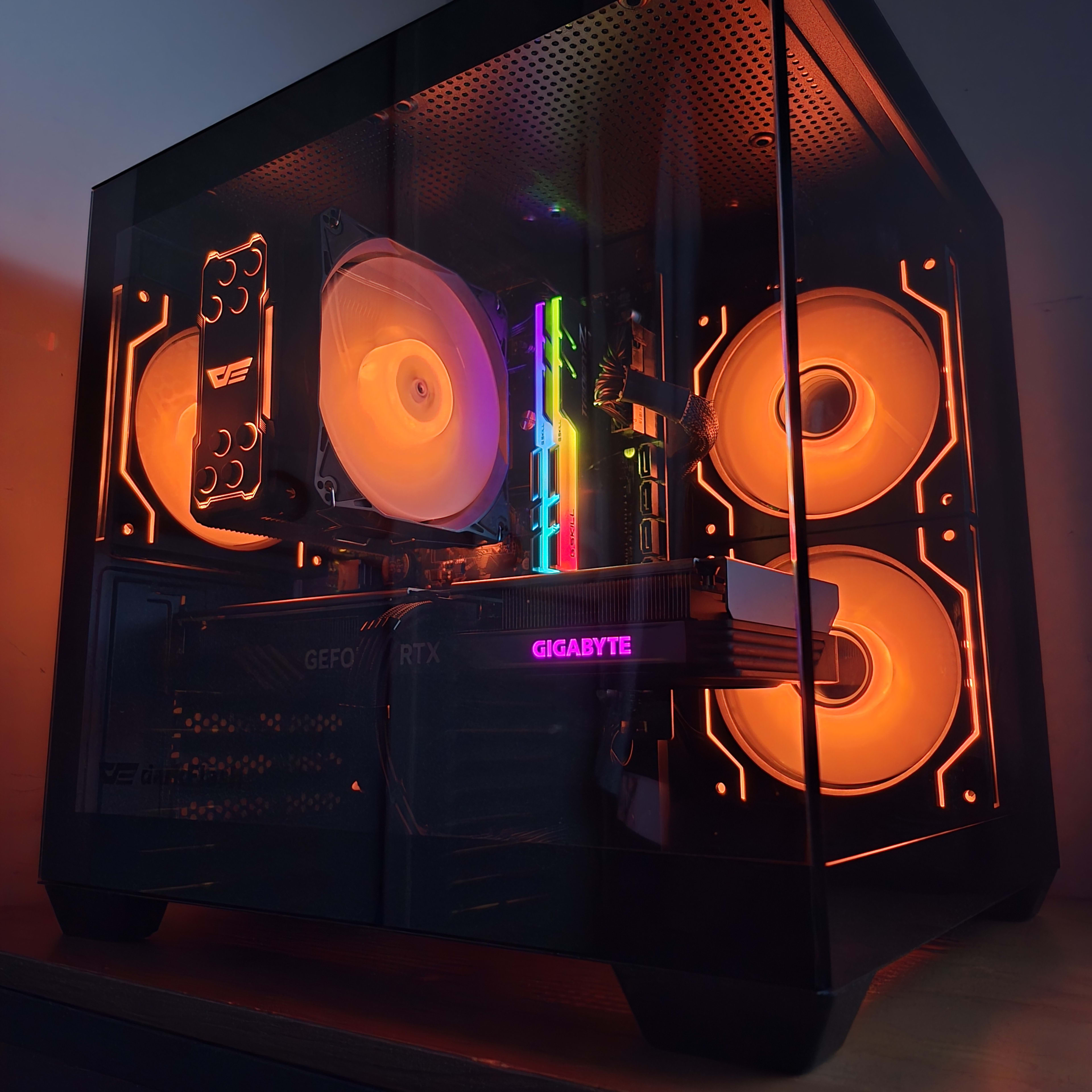 RTX 4060 + RYZEN 5 5600 | Jawa RTX 4060 + RYZEN 5 5600 | Jawa
