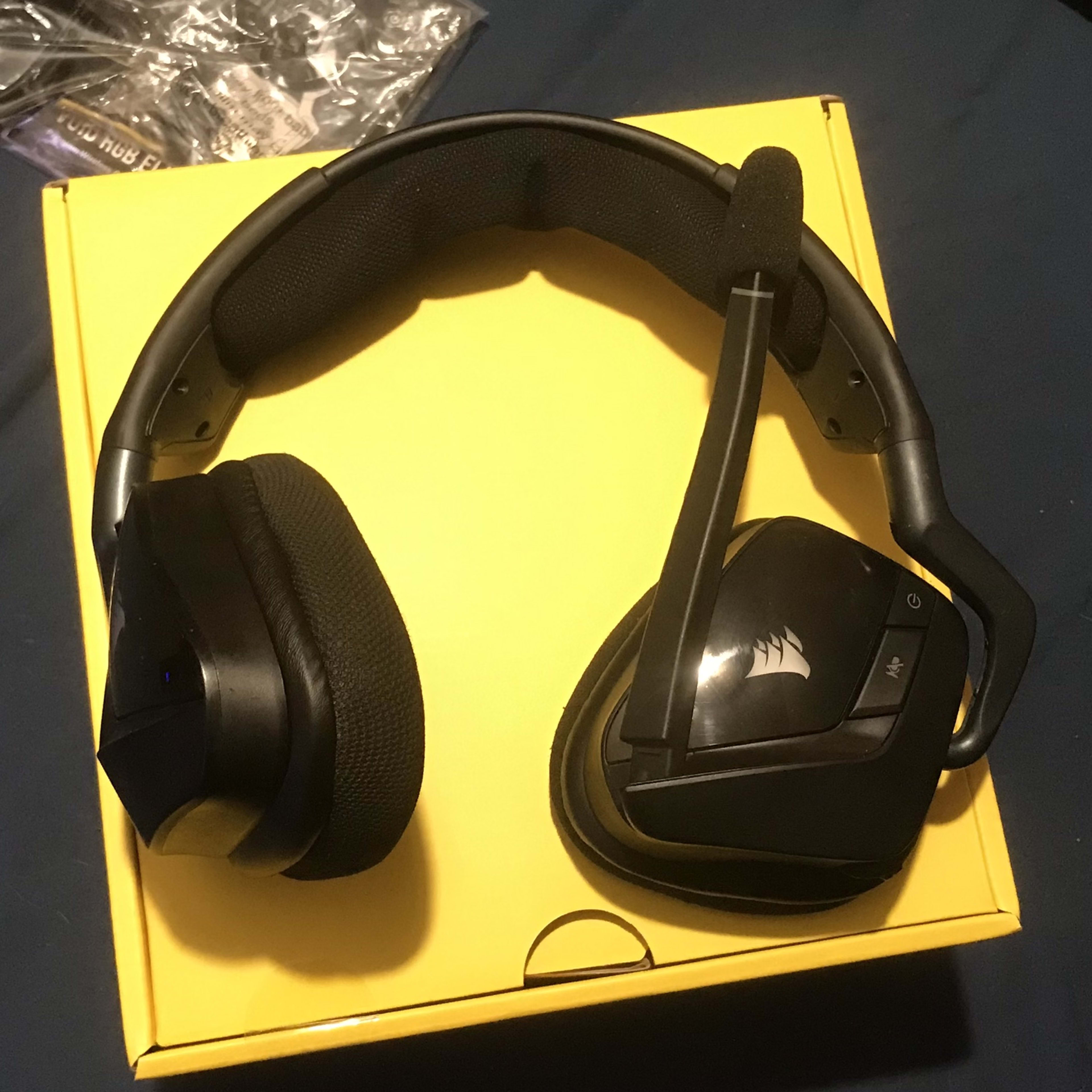 Corsair Void RGB Elite Wireless Headset