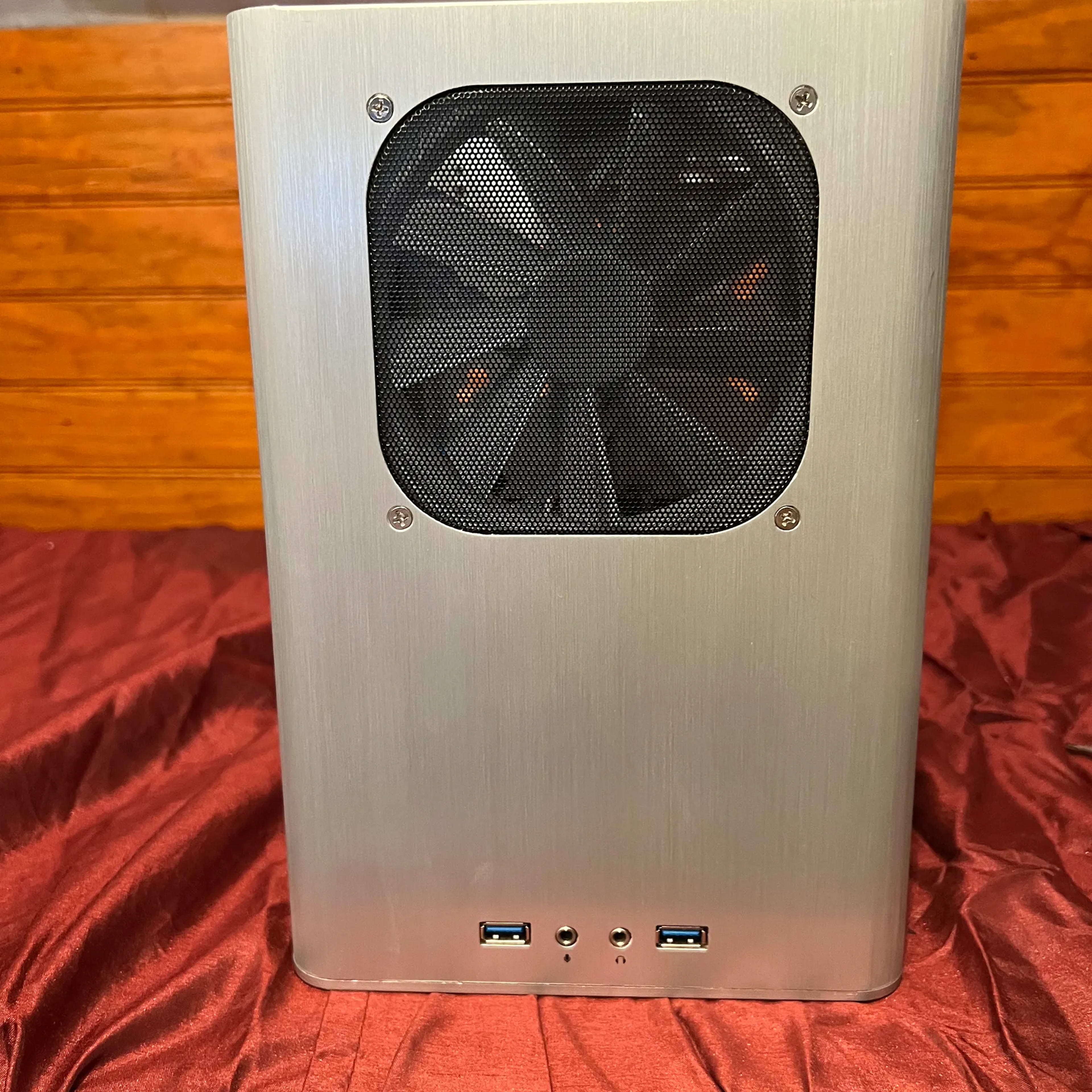 RAIJINTEK METIS PLUS SILVER | Jawa