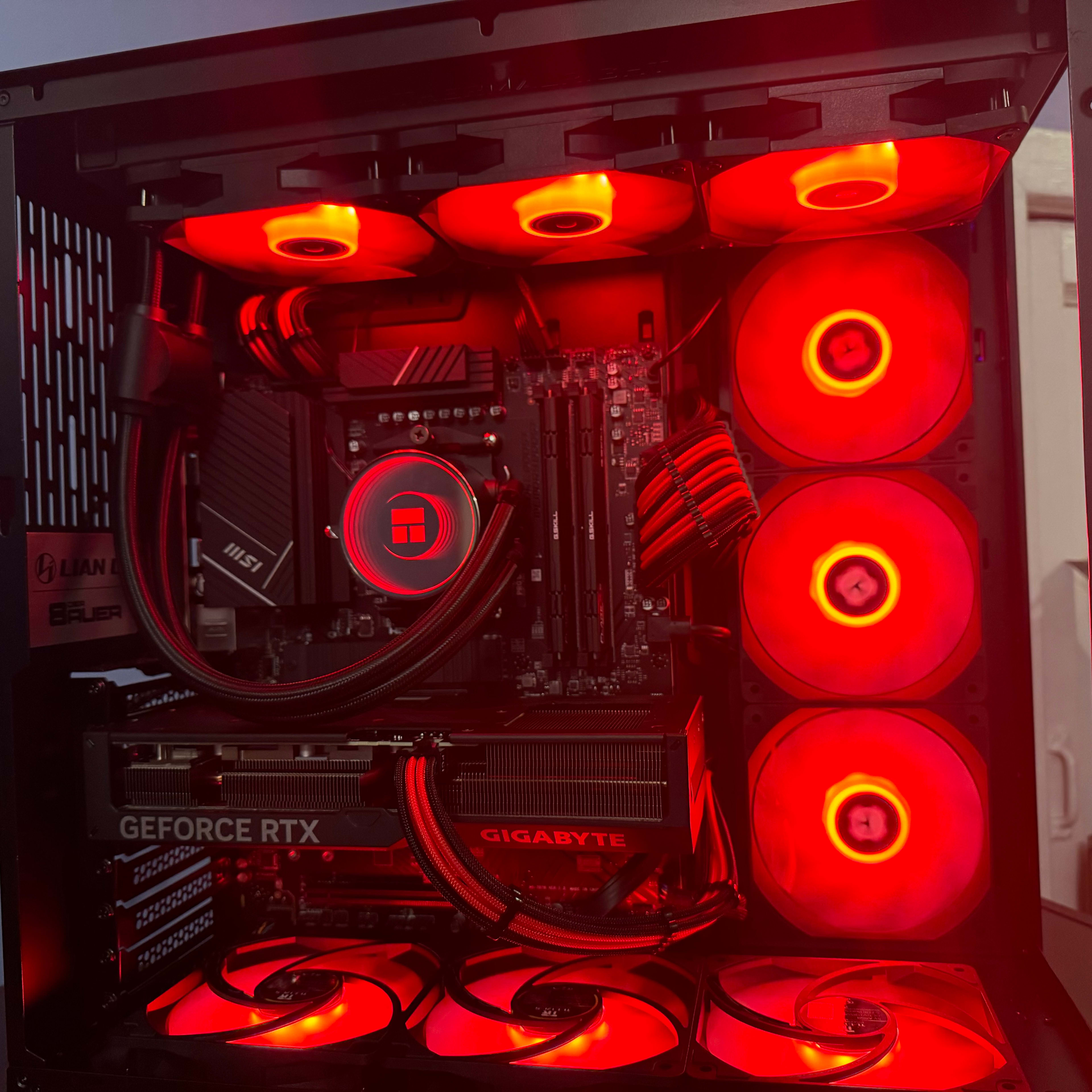 🔴⚫️Black Box⚫️🔴 RTX 4070 | Ryzen 7 7700X | 32GB DDR5 | 1TB SSD